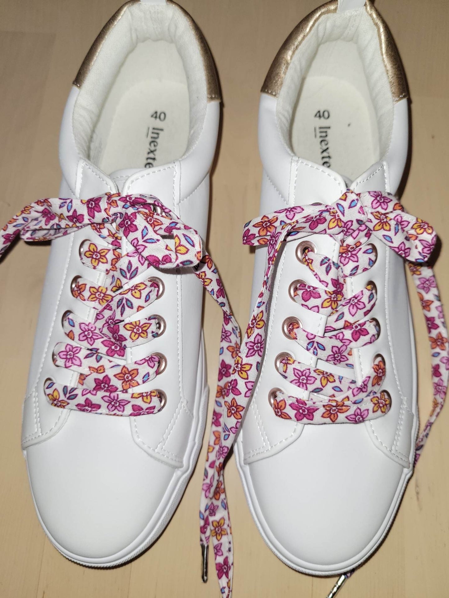 Lacets fleuri viscose bio