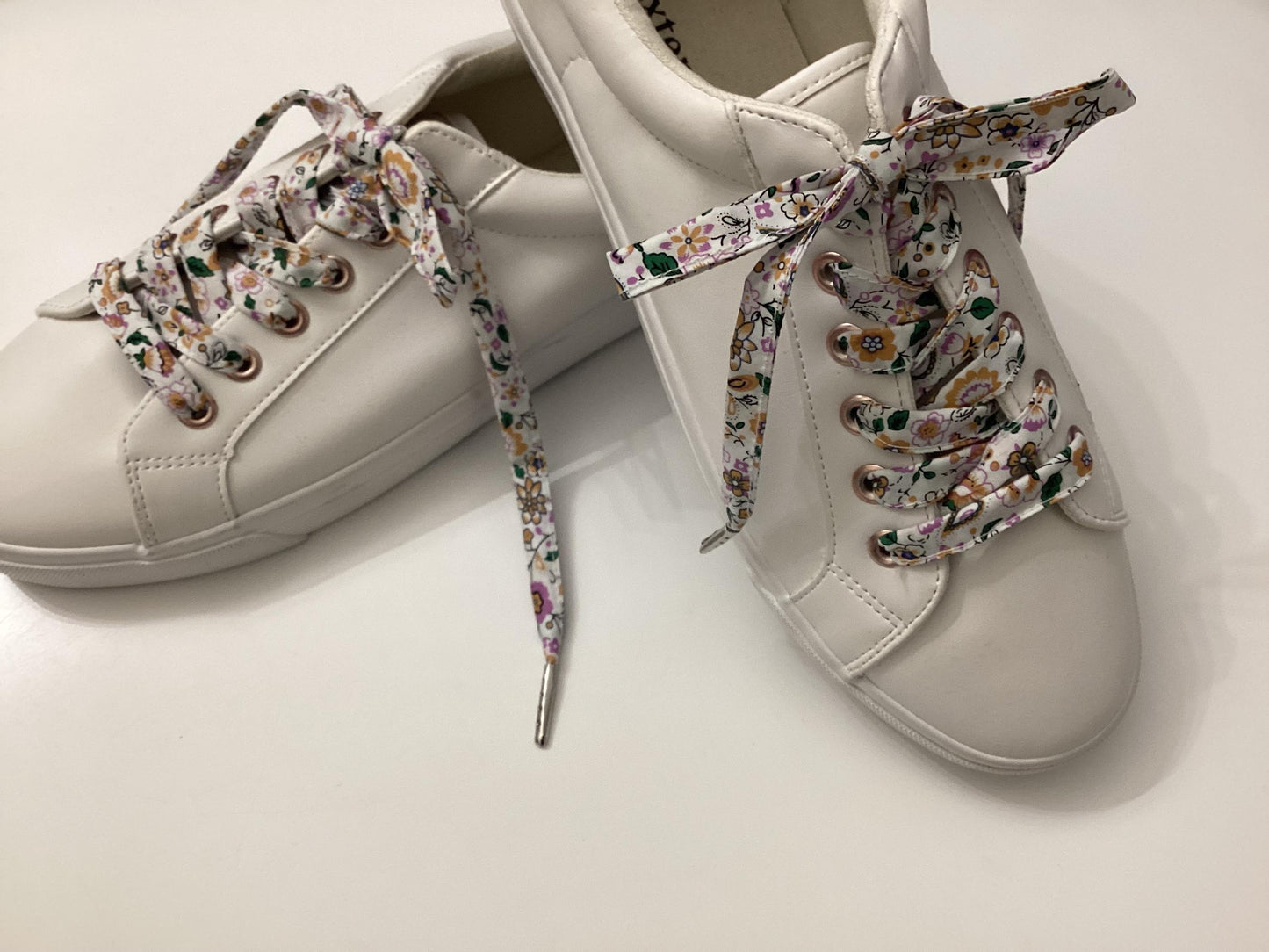 Lacets fleuri viscose