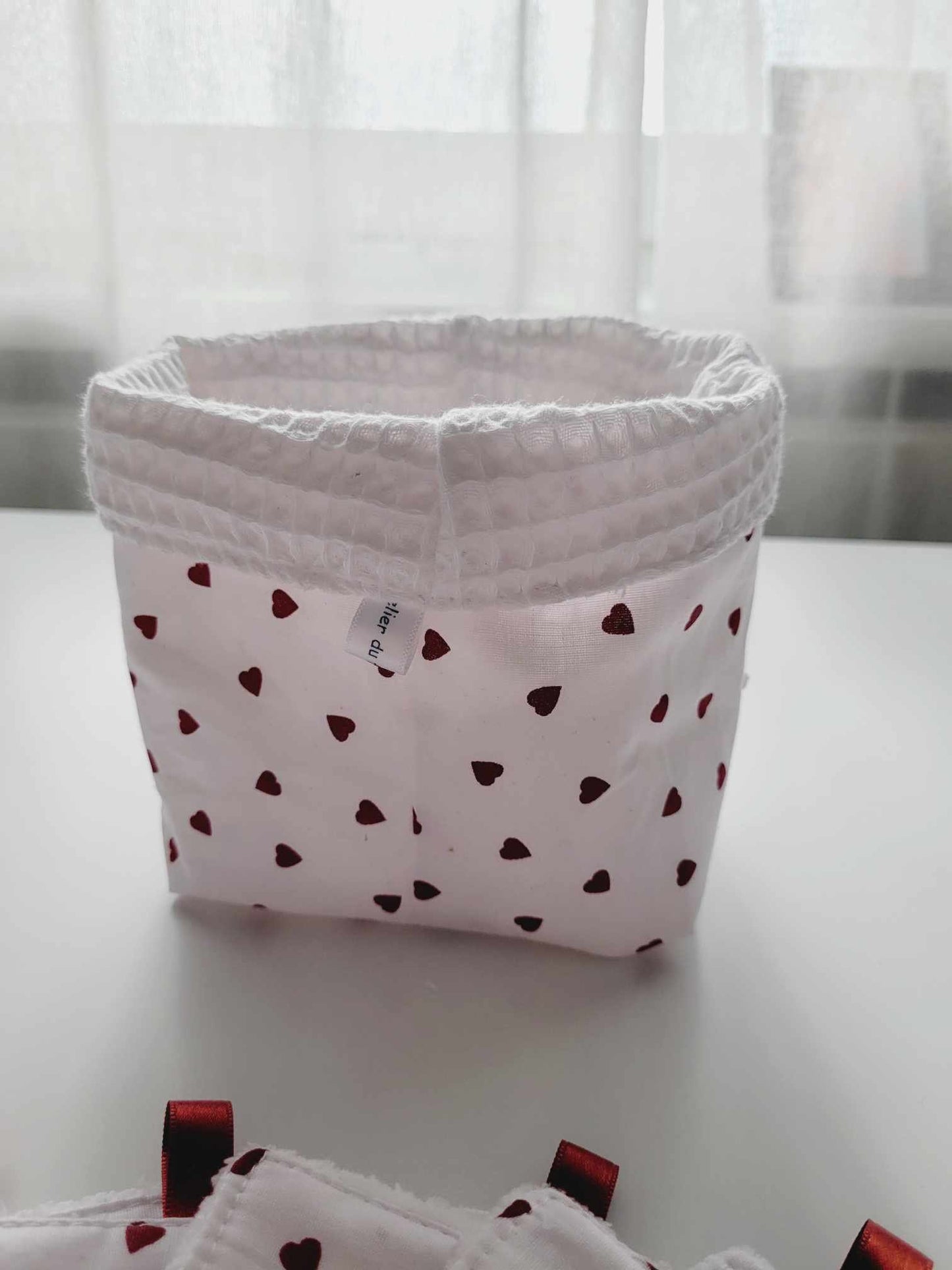 Panier et lingettes nettoyantes/démaquillantes