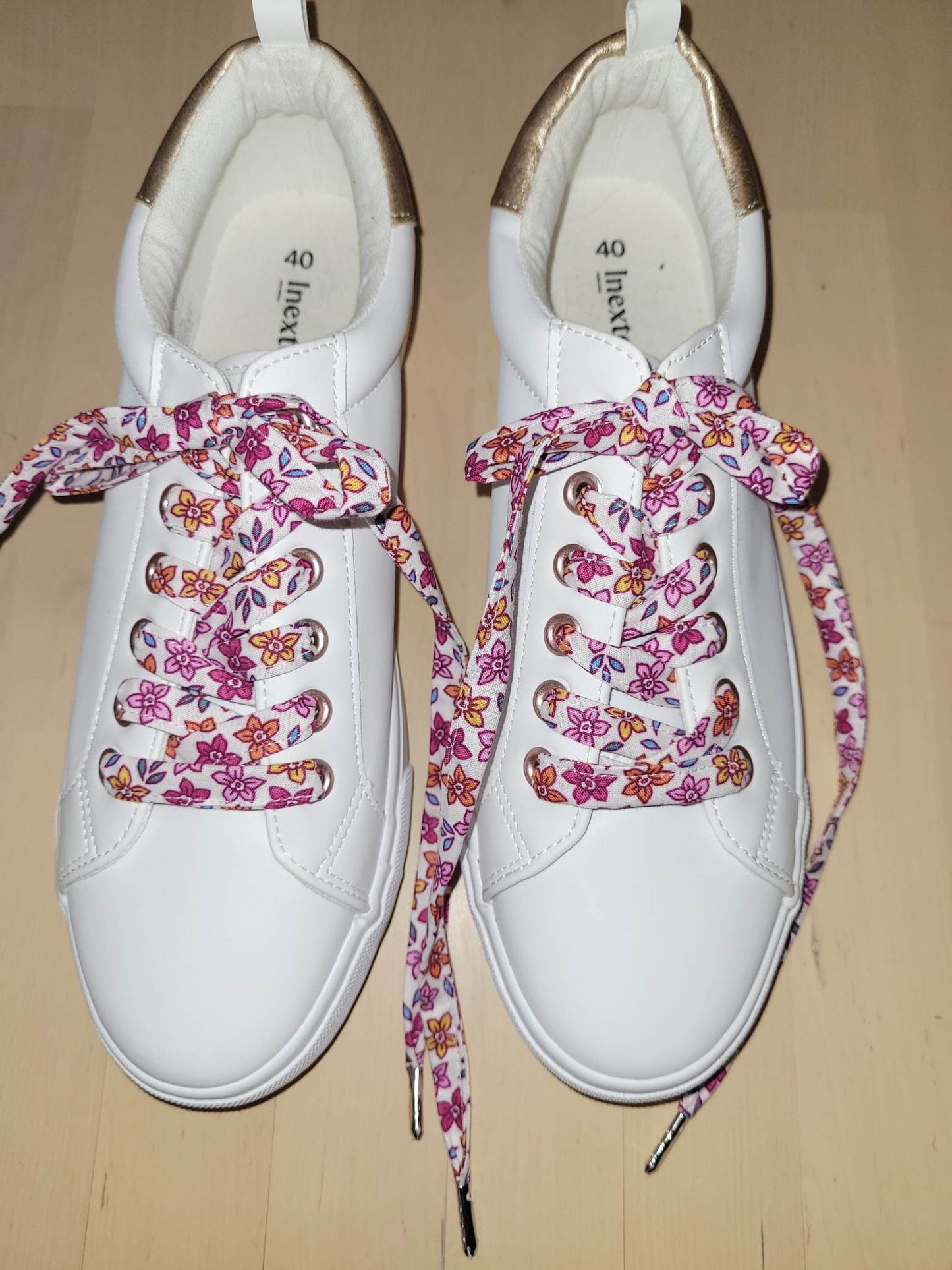 Lacets fleuri viscose bio