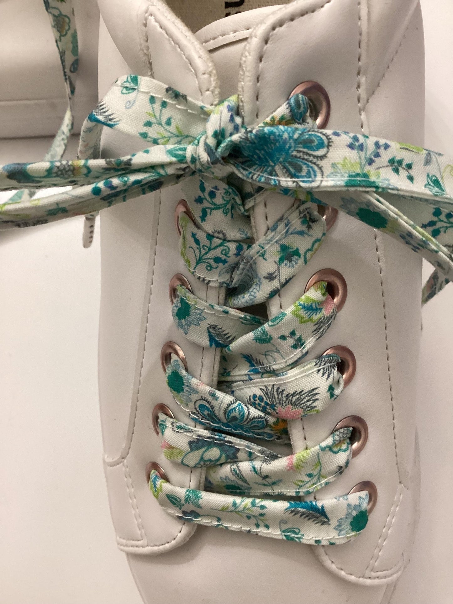 Lacets fleuri viscose