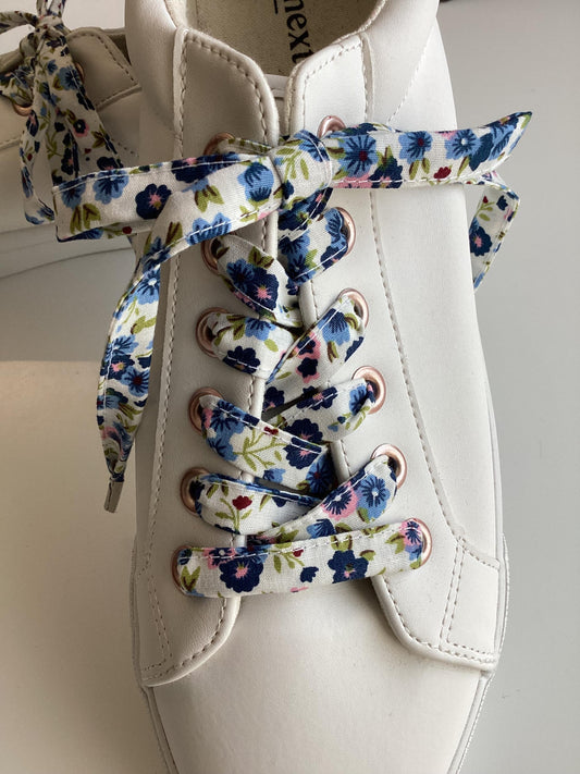 Lacets fleuri en coton
