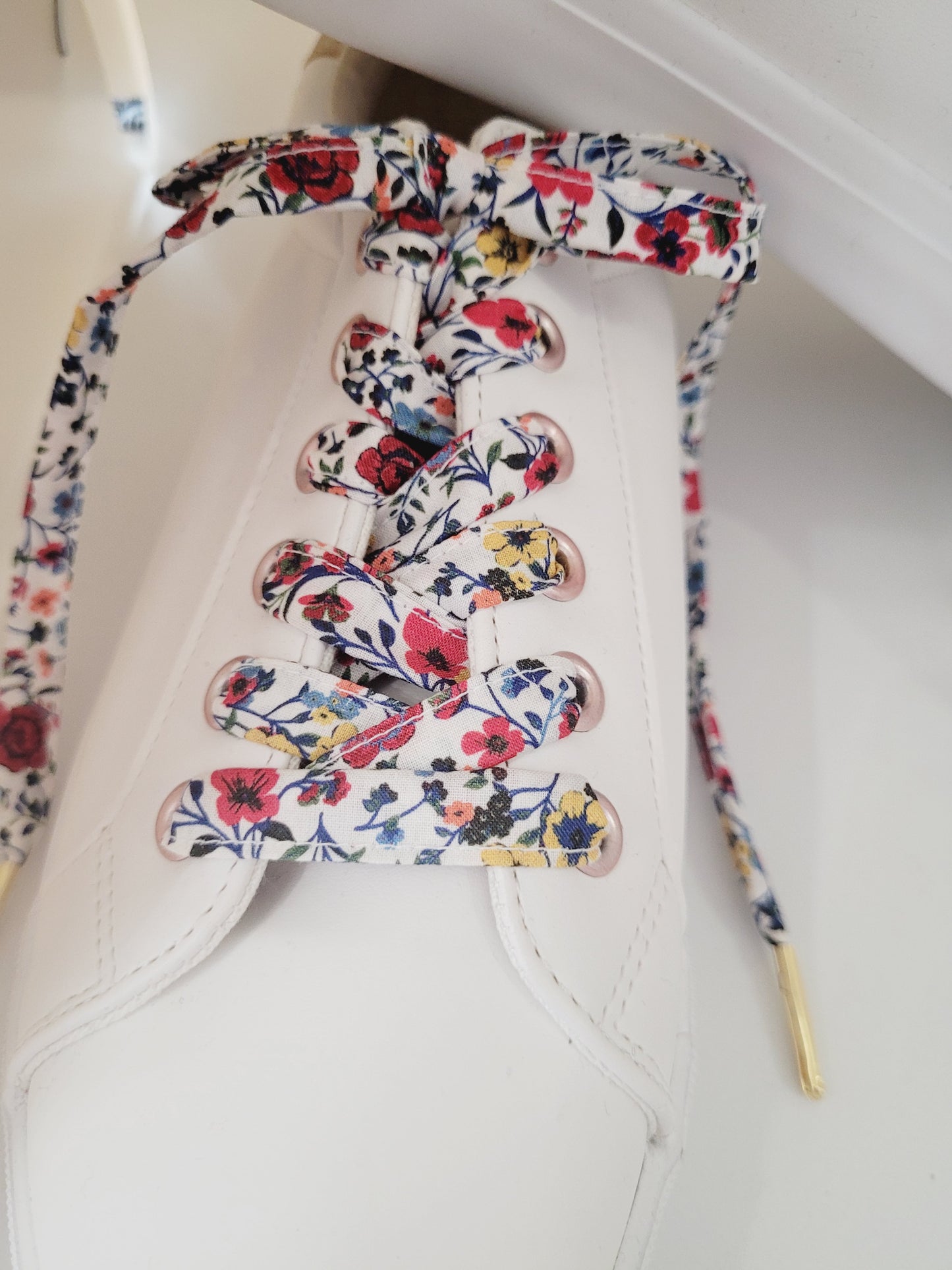 Lacets fleuri viscose