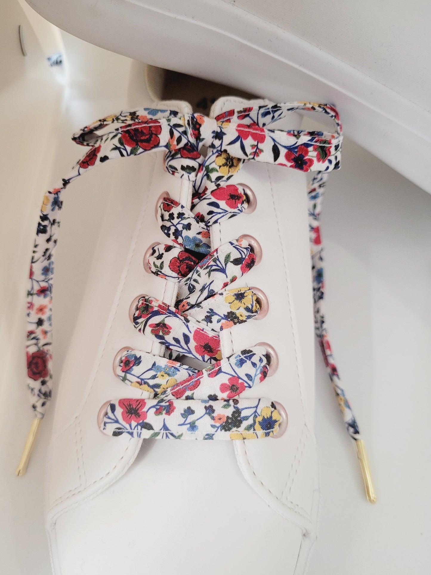 Lacets fleuri viscose