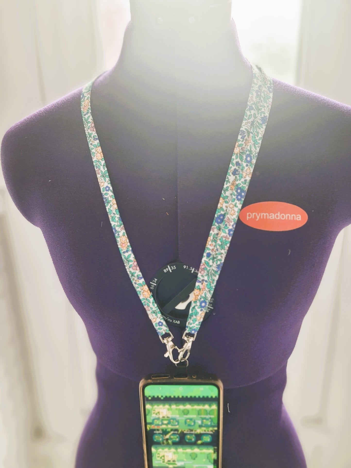 Cordon téléphone portable réglable en tissu fleuri