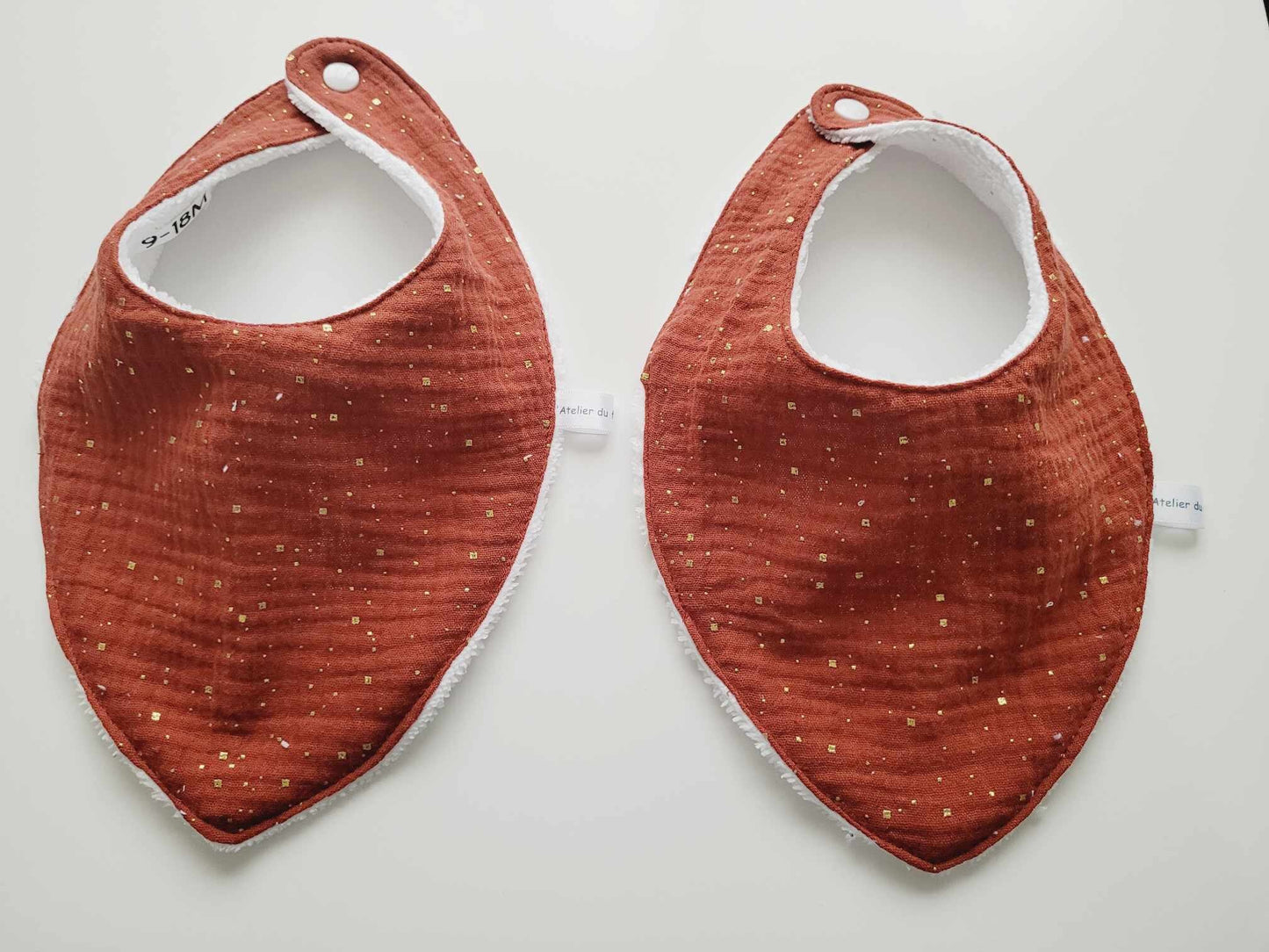 Bavoir bandana rouge orangé