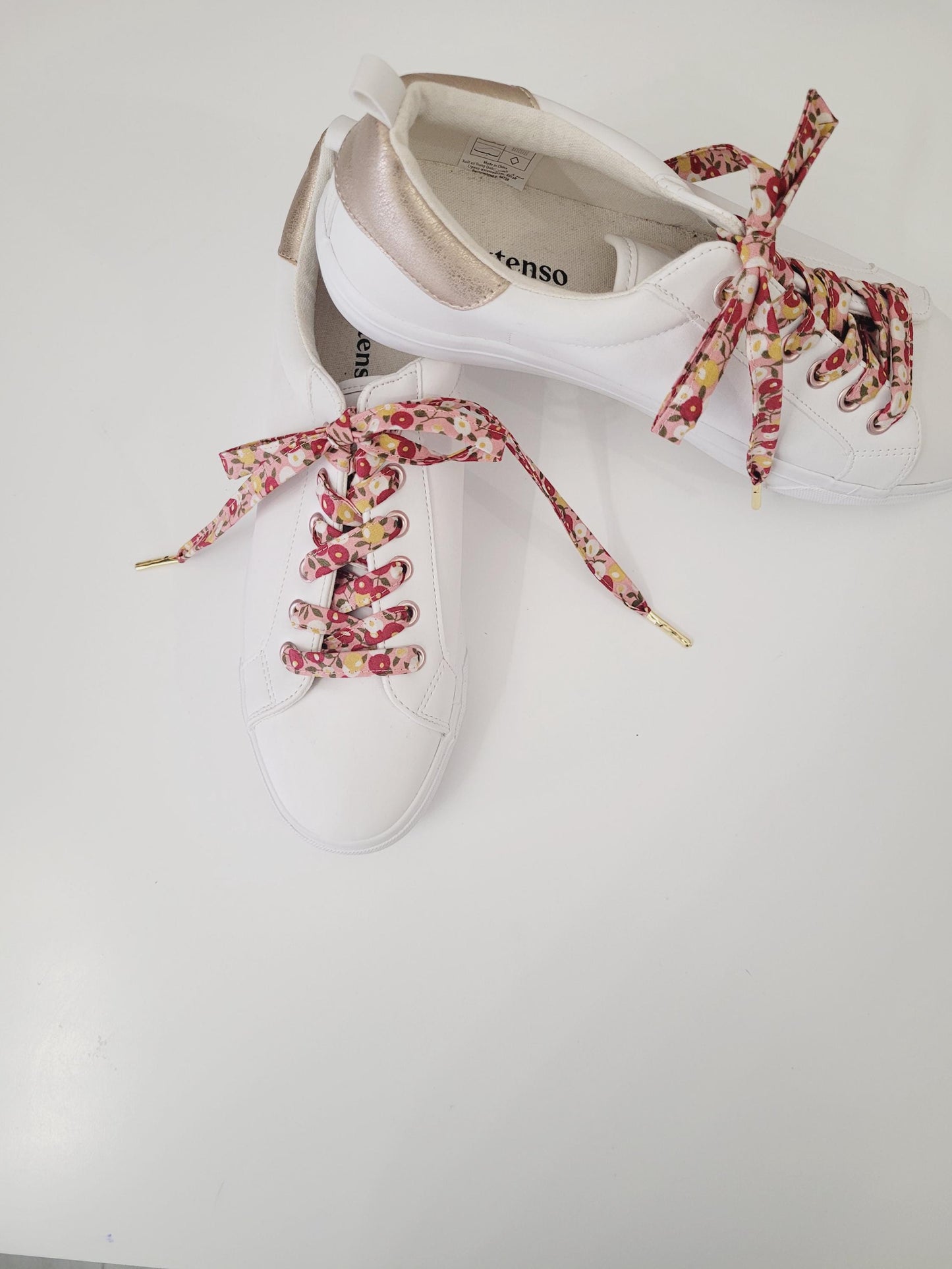 Lacets fleuri en coton