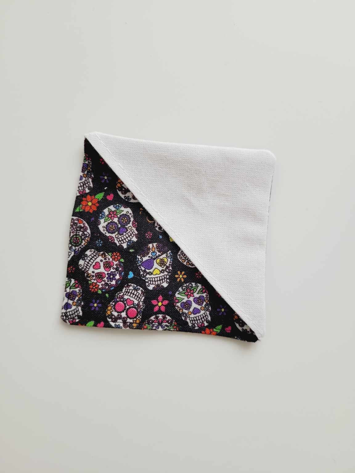 Marque-pages triangle tête de mort