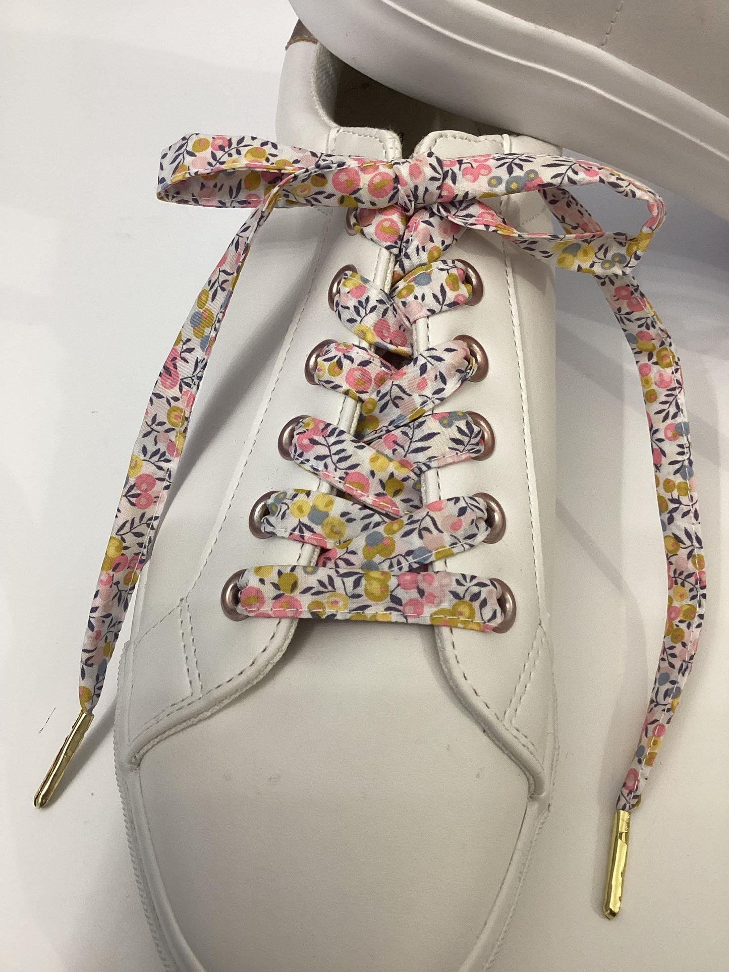 Lacets fleuri liberty en tissu coton