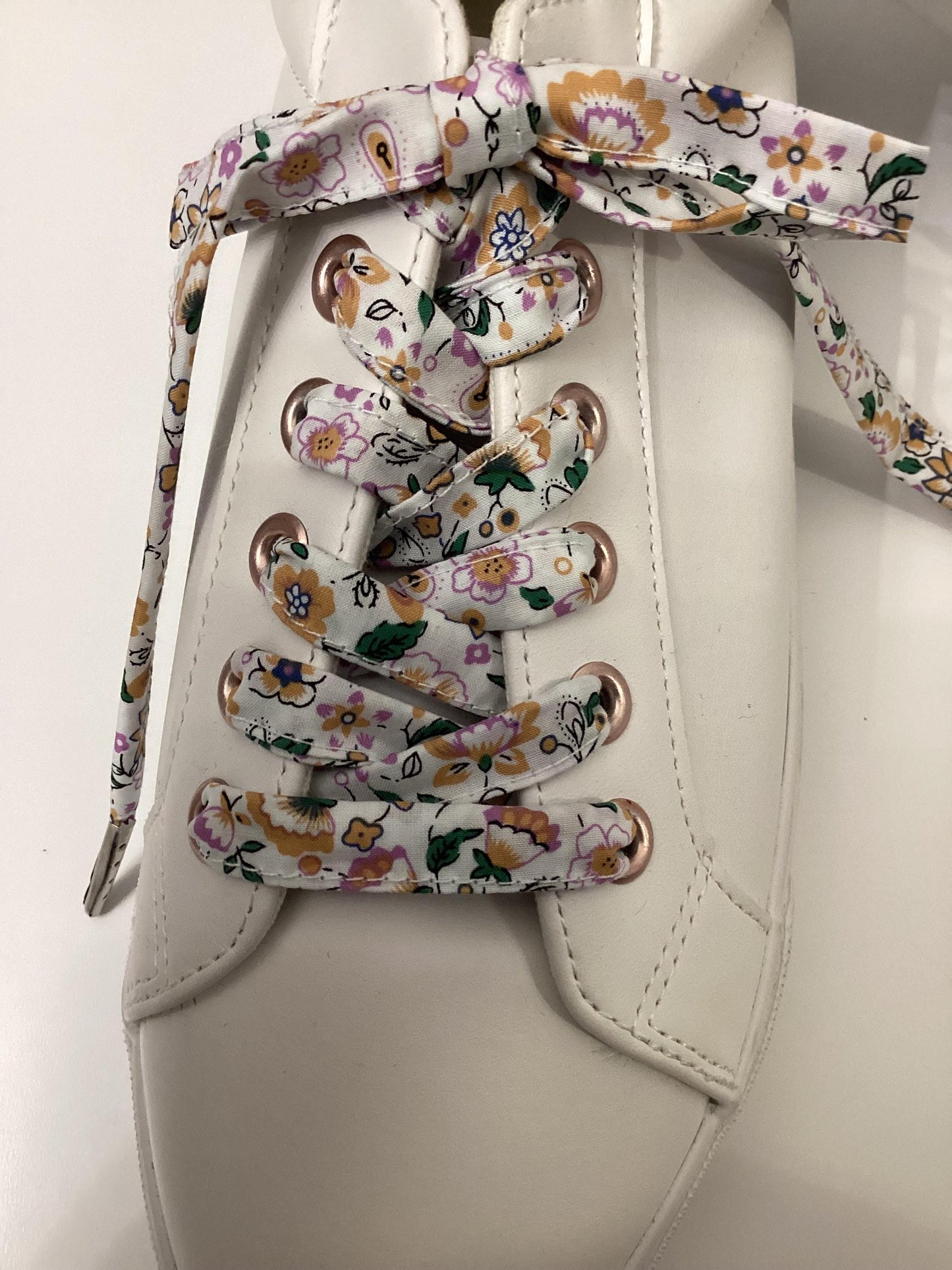 Lacets fleuri viscose