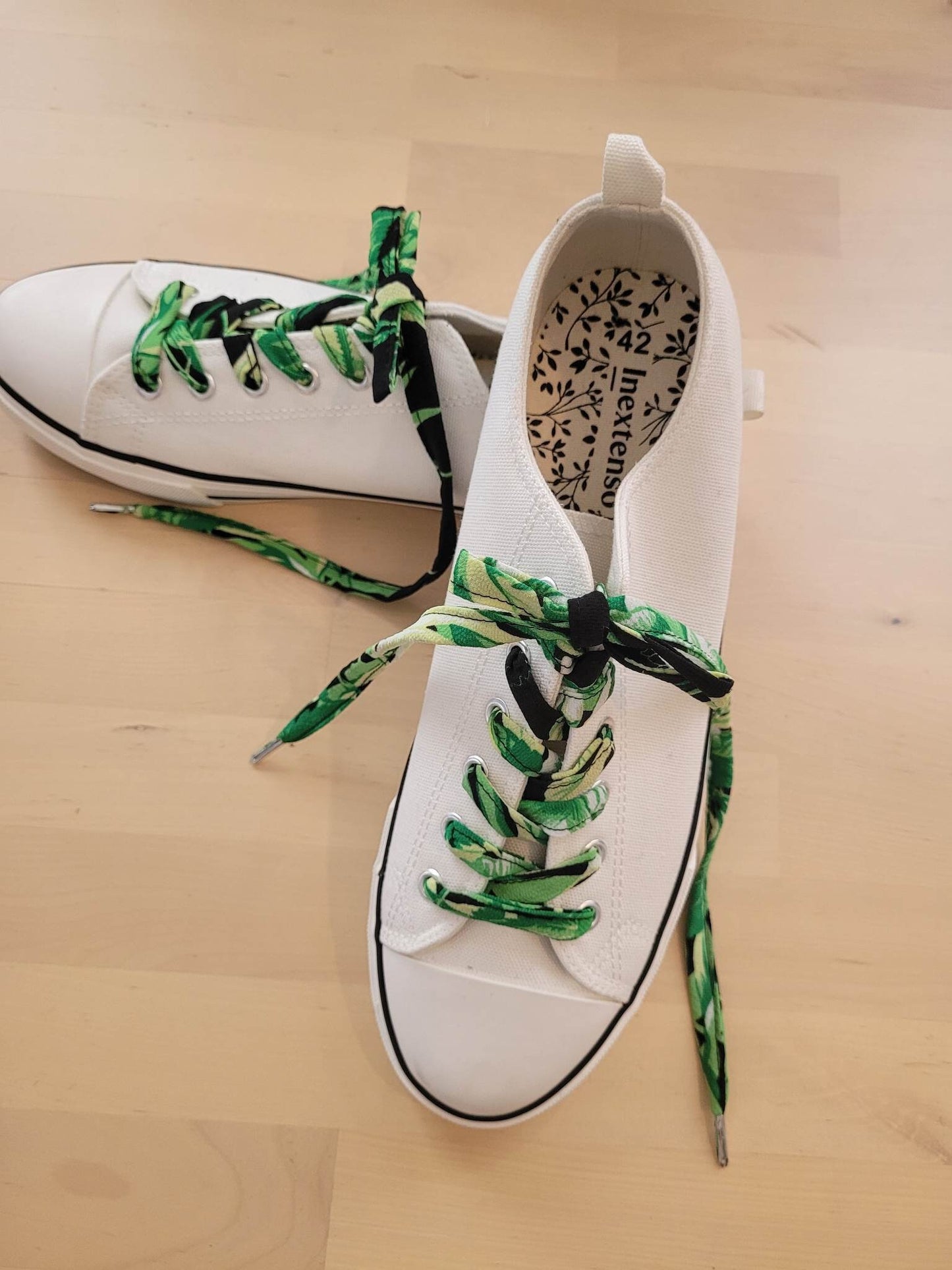 Lacets feuilles vert