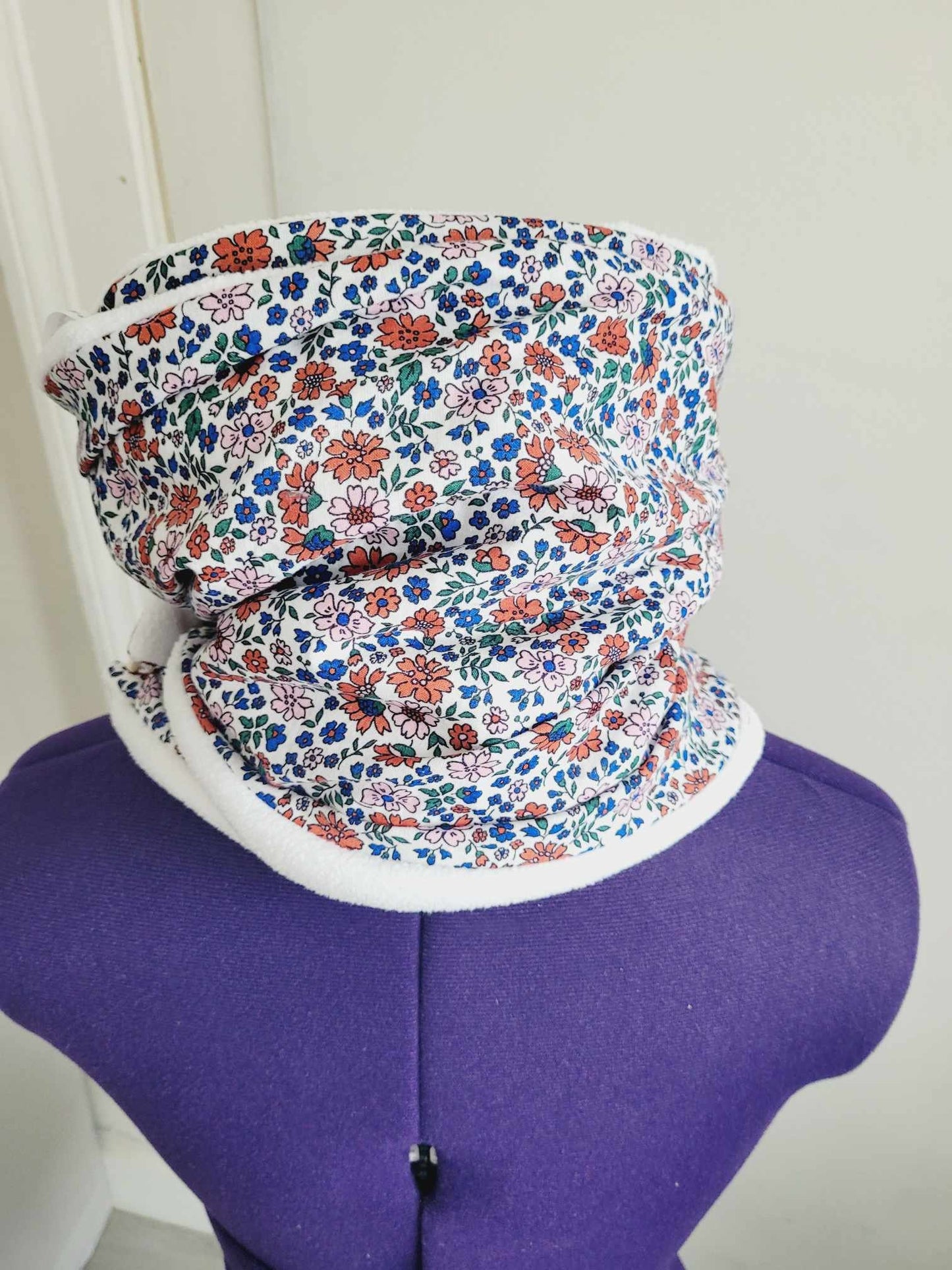 Echarpe polaire fleuri