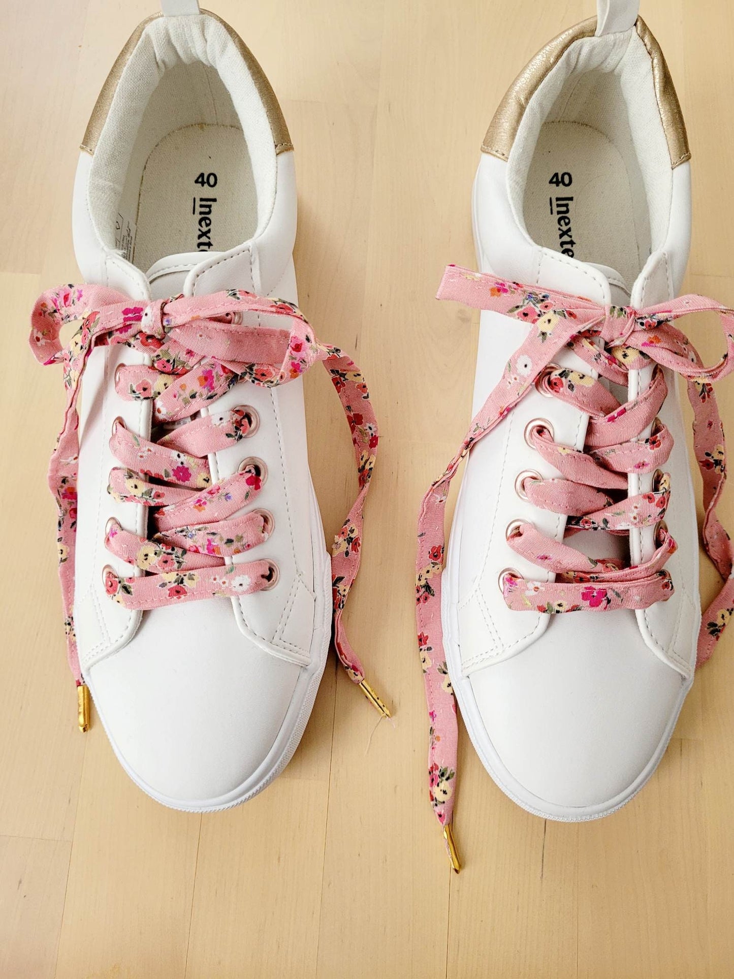 Lacets fleuri liberty rose