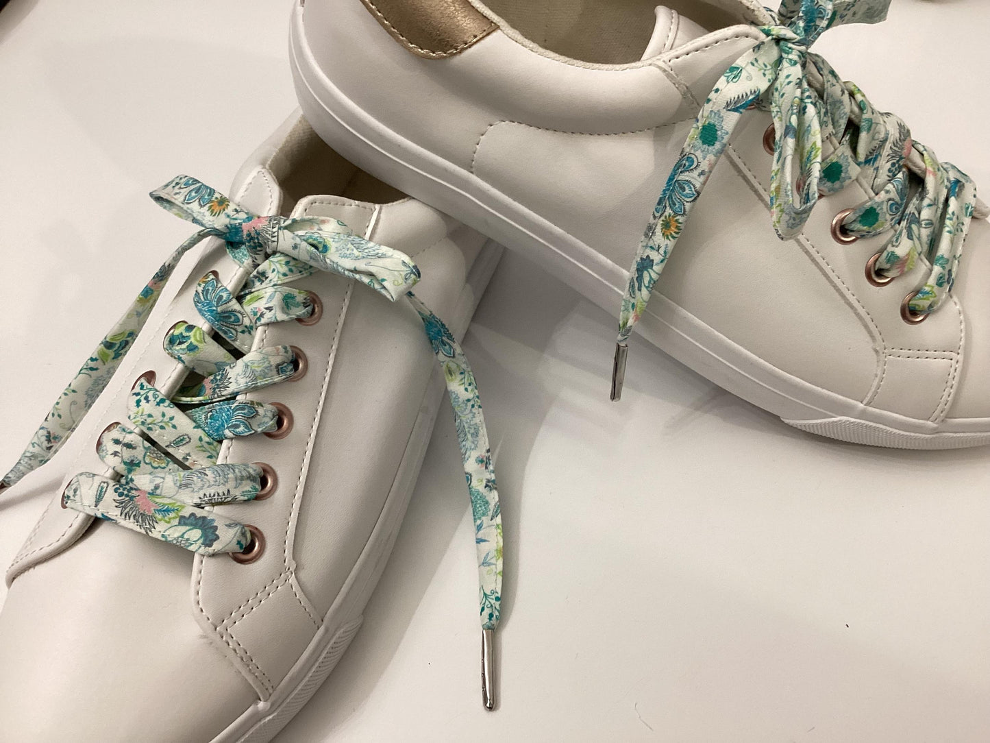 Lacets fleuri viscose