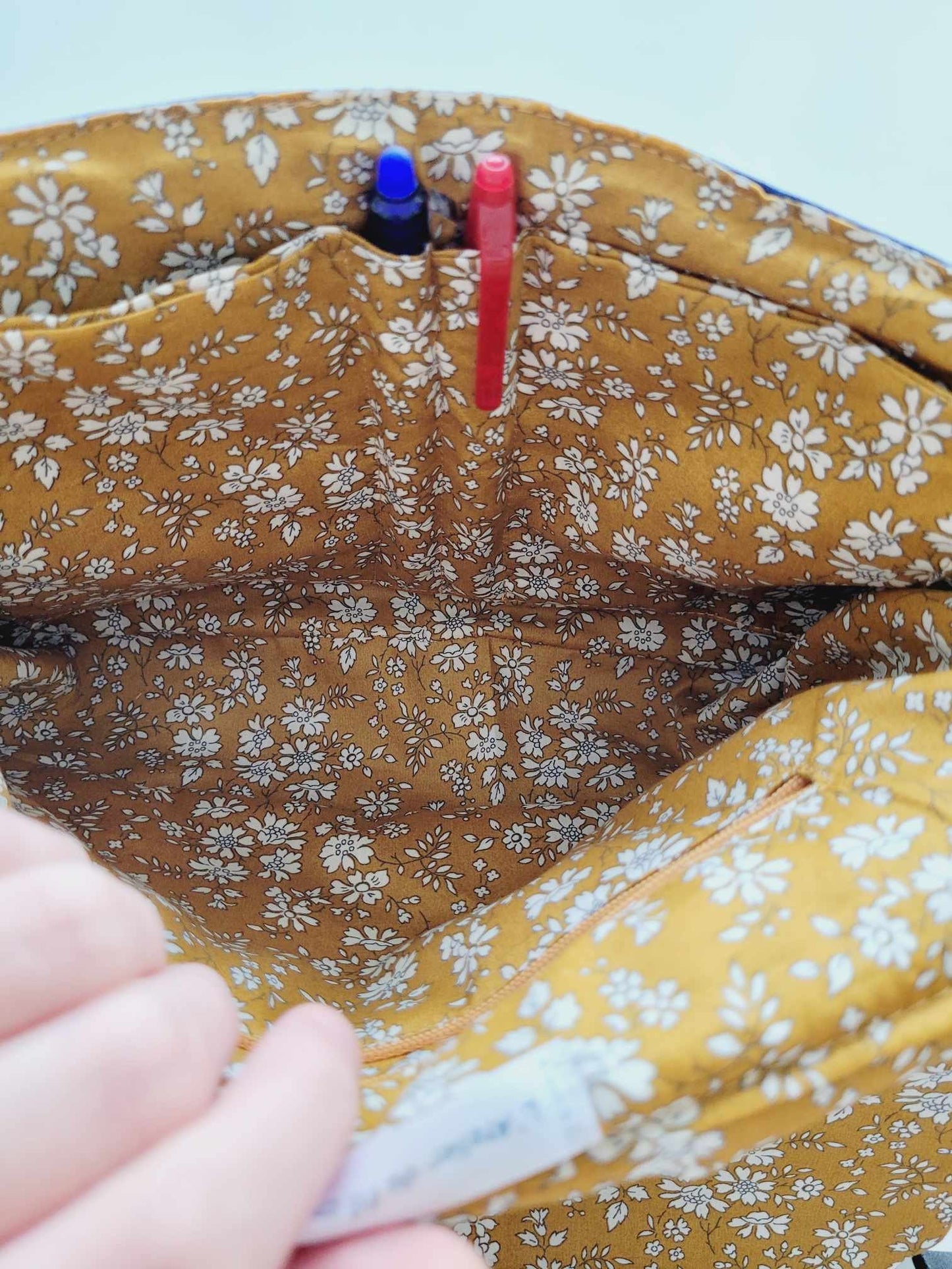 Sac à main simili cuir bleu marine et tissu liberty