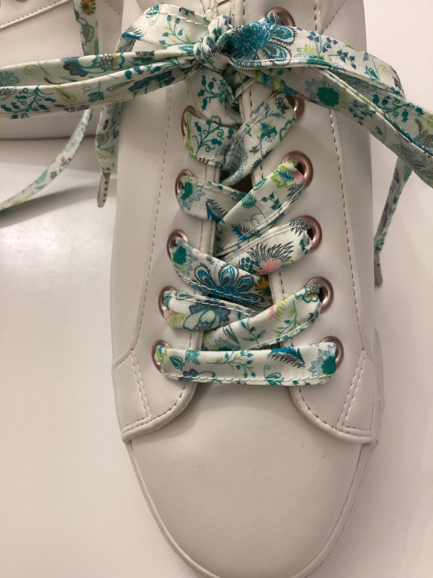 Lacets fleuri viscose