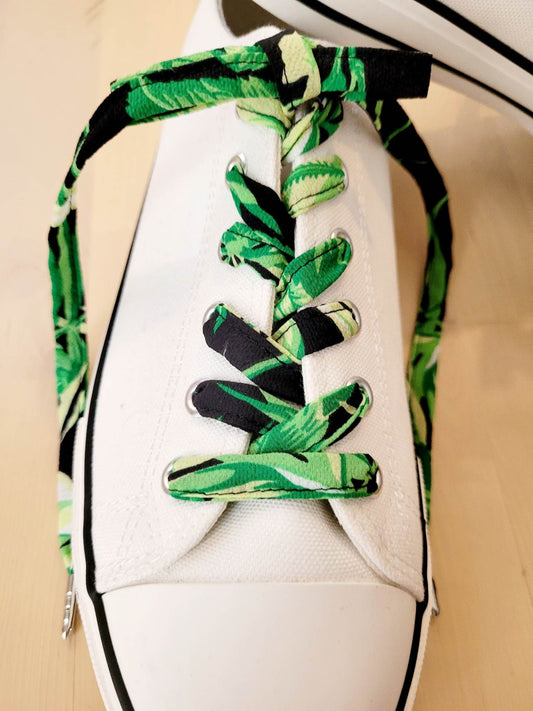 Lacets feuilles vert