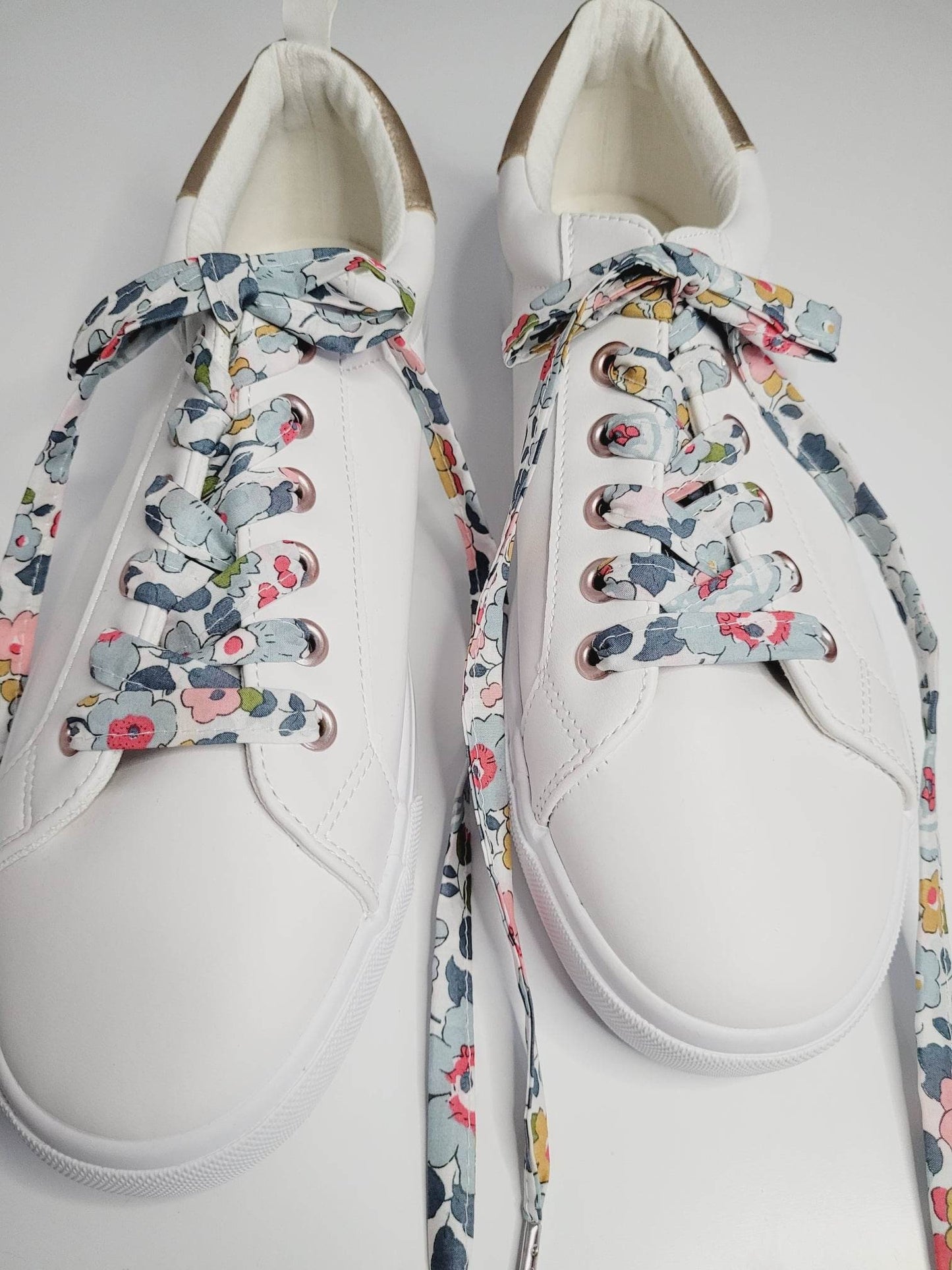 Lacets fleuri liberty en tissu coton