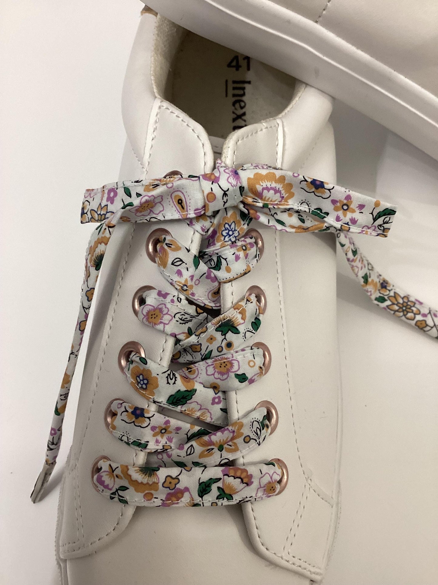 Lacets fleuri viscose