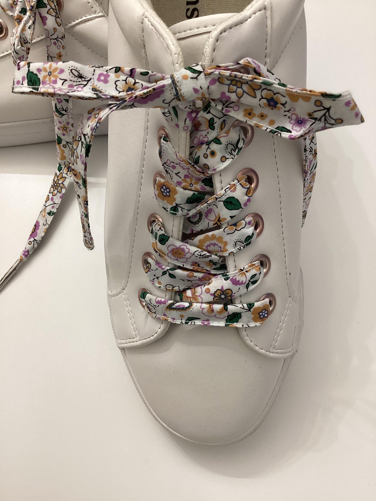 Lacets fleuri viscose