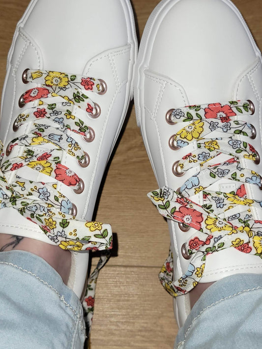 Lacets fleuri