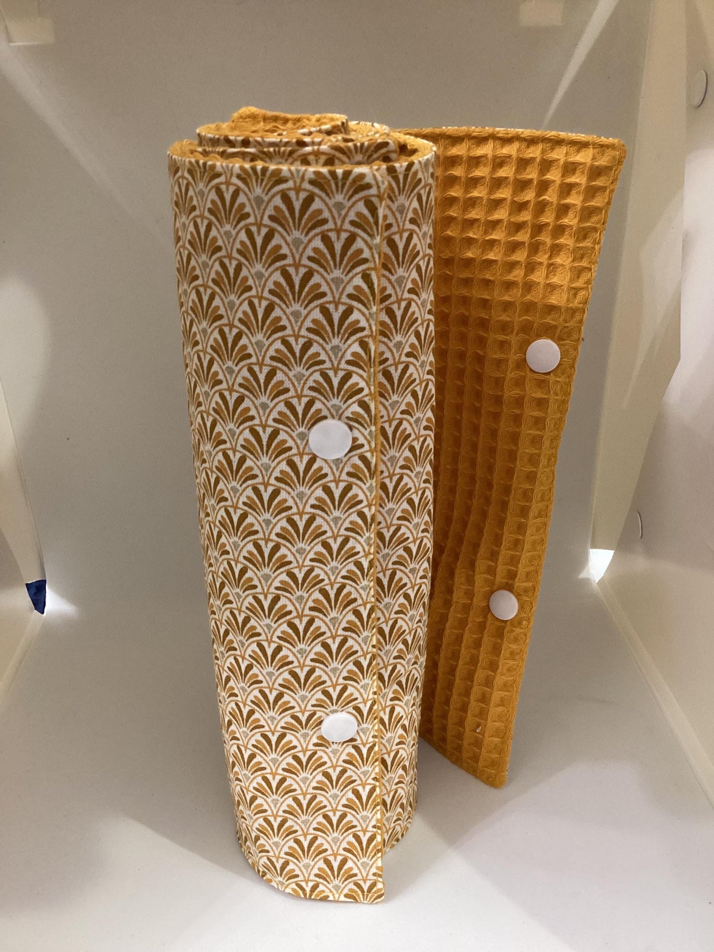 Essuie tout réutilisable motif style japonais moutarde.