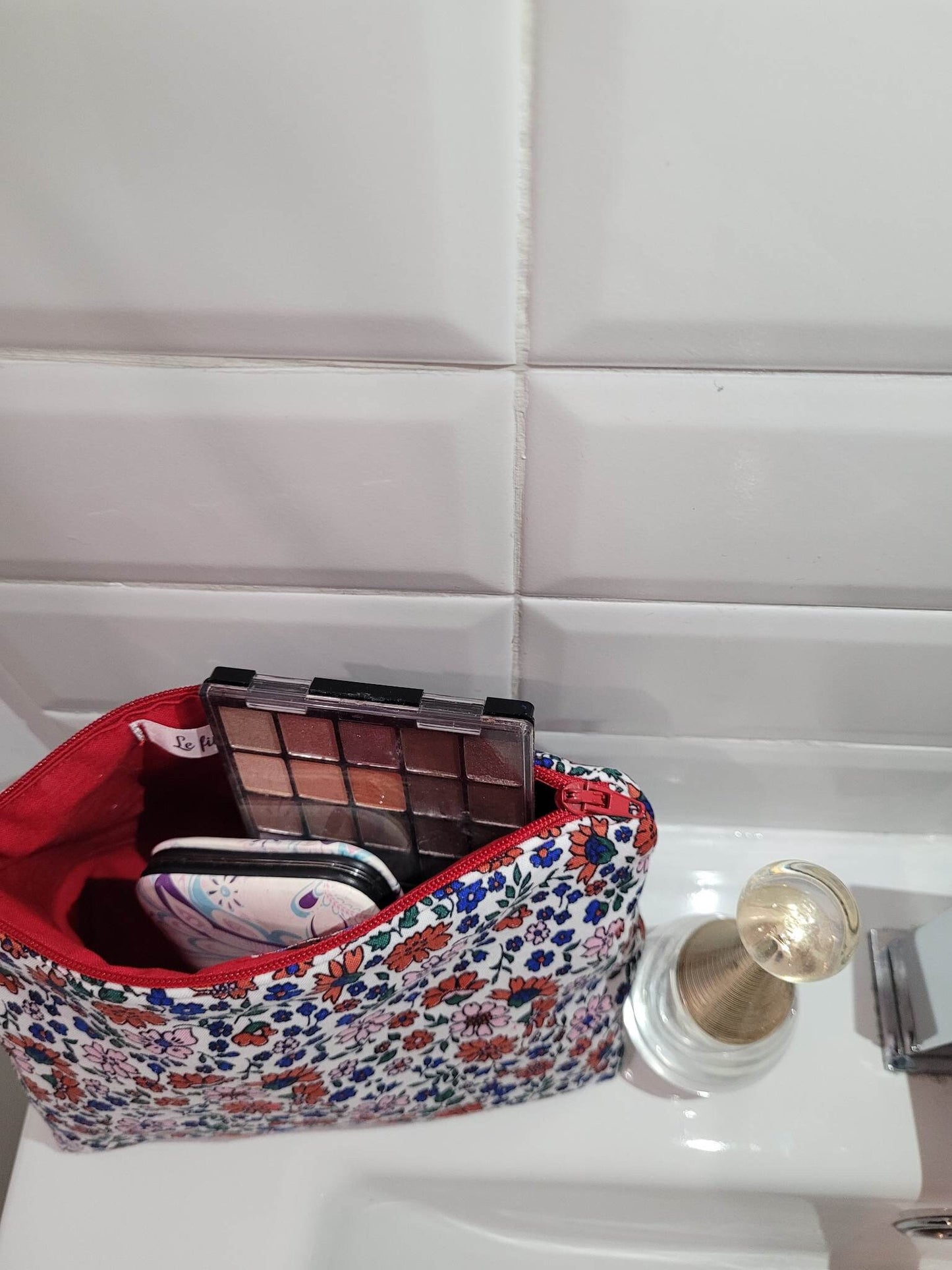 Trousse maquillage en tissu fleuri