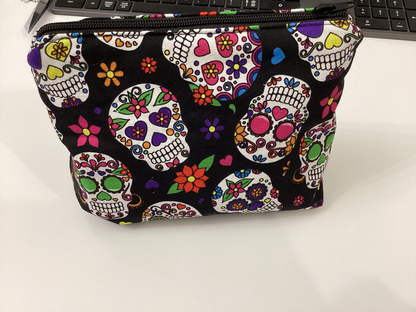 trousse  à maquillage tête de mort