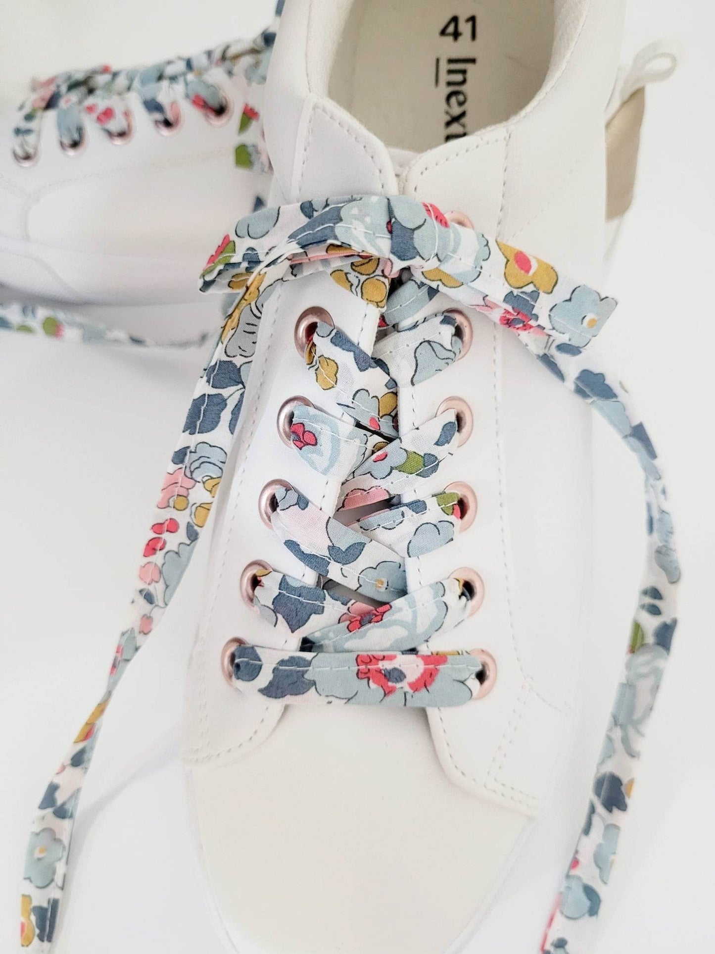 Lacets fleuri liberty en tissu coton