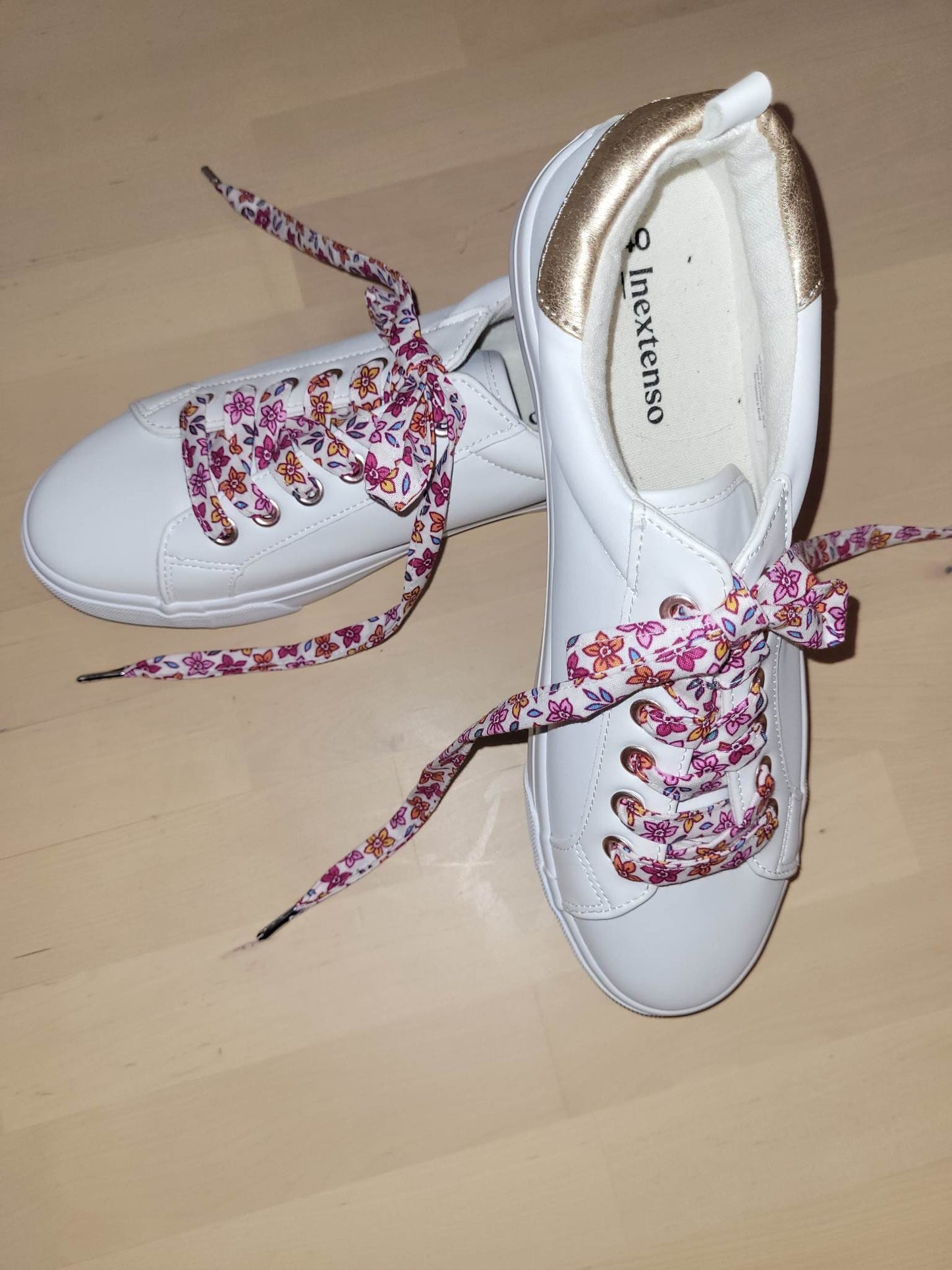 Lacets fleuri viscose bio