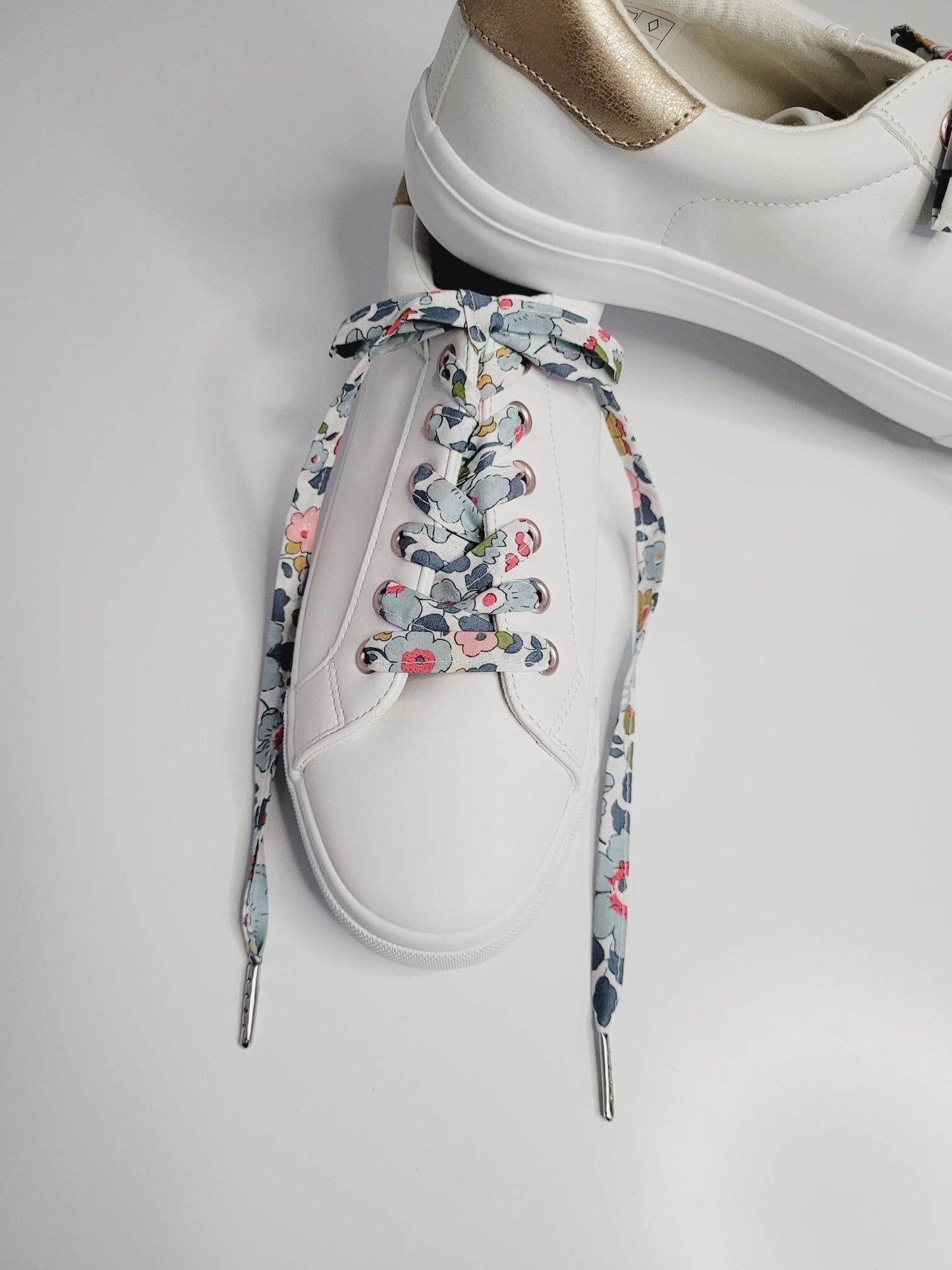 Lacets fleuri liberty en tissu coton