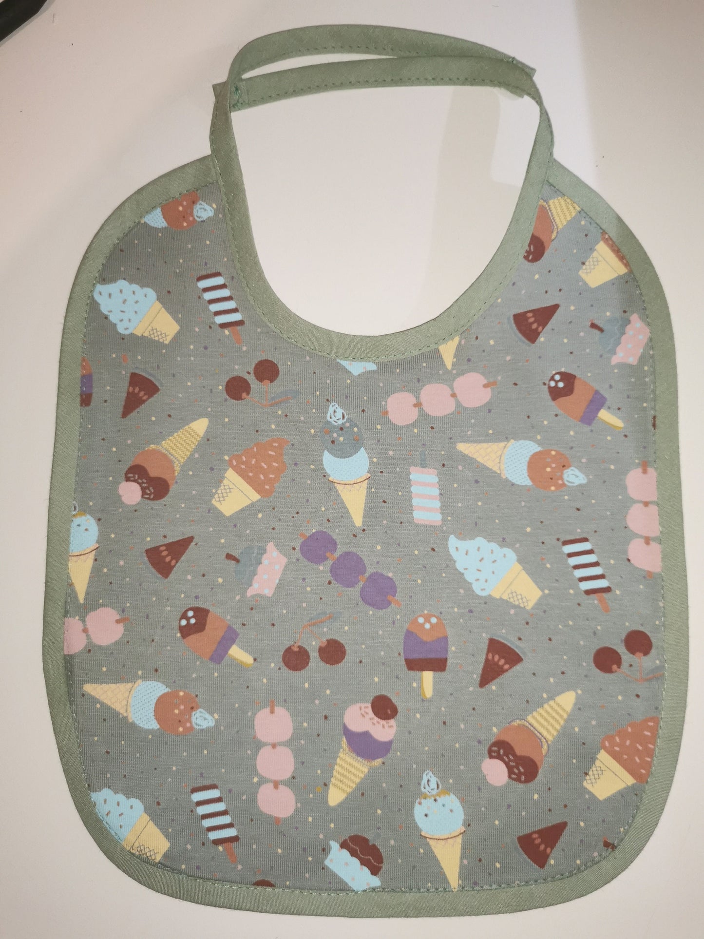 Bavoir bébé vert tissu