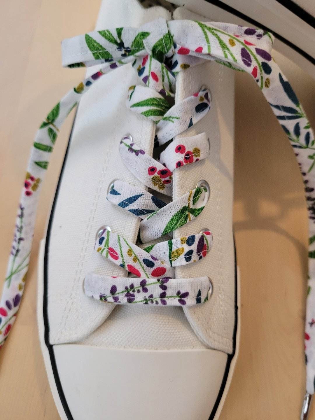 Lacets fleuri en coton bio