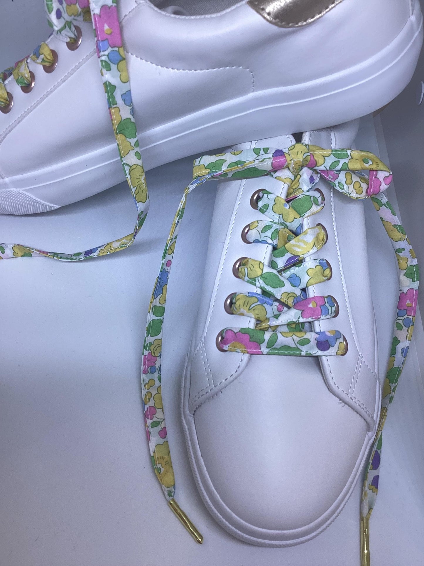 Lacets fleuri liberty jaune-vert-rose