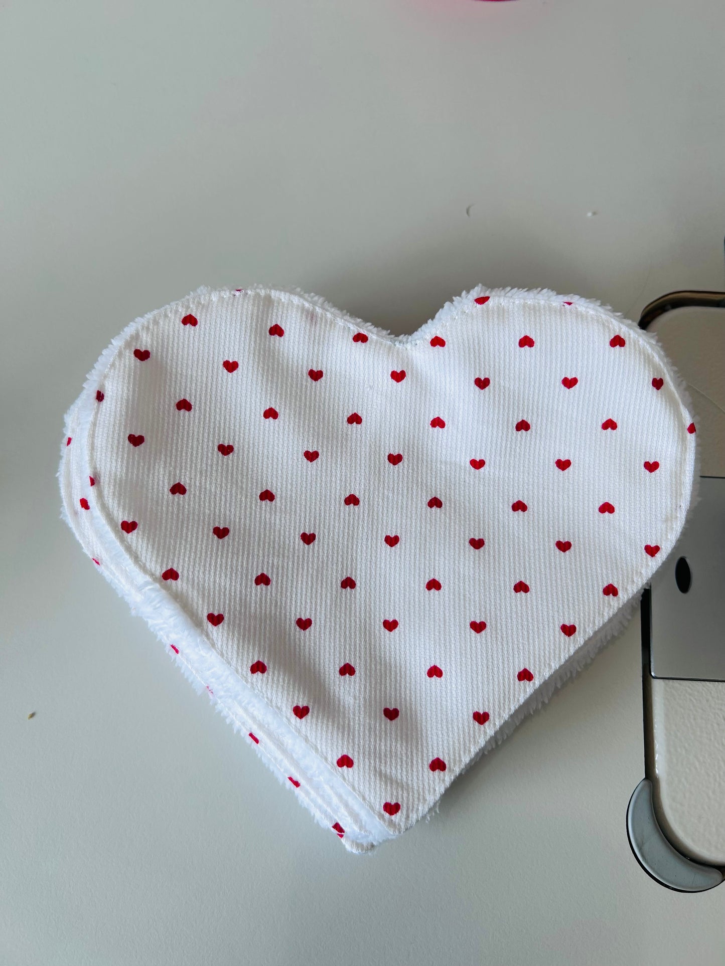 lingette coeur nettoyante en éponge bambou