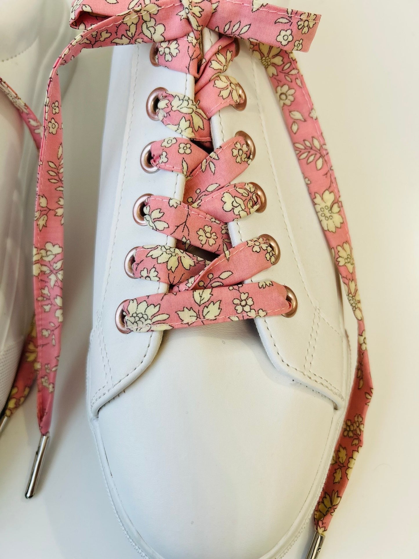 Lacets fleuri liberty en tissu coton