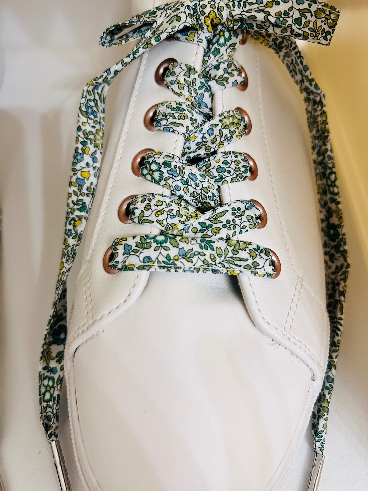 Lacets fleuri liberty en tissu coton