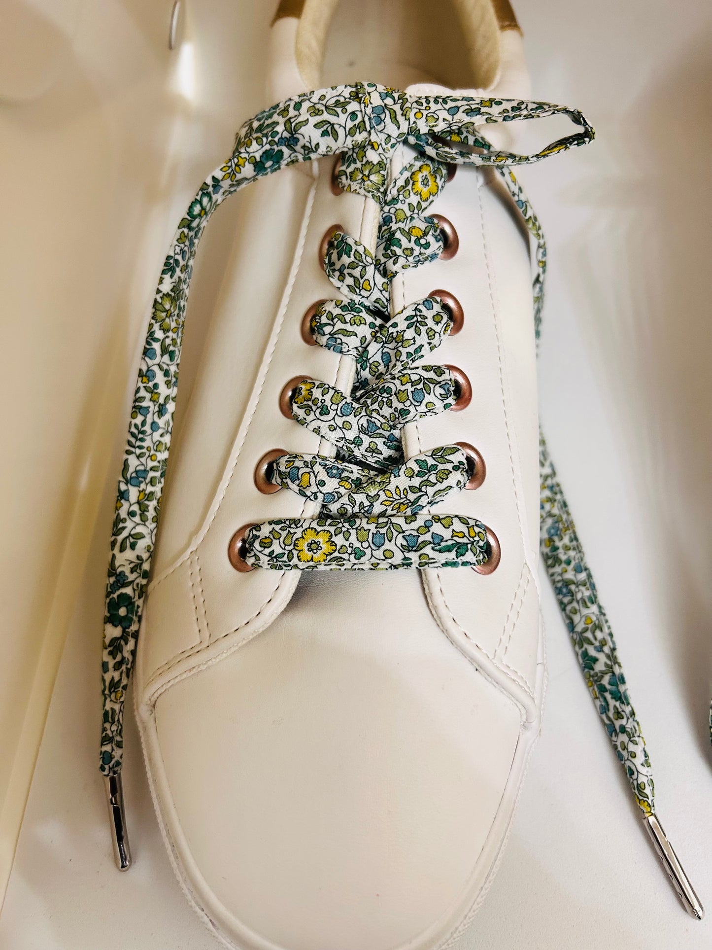 Lacets fleuri liberty en tissu coton