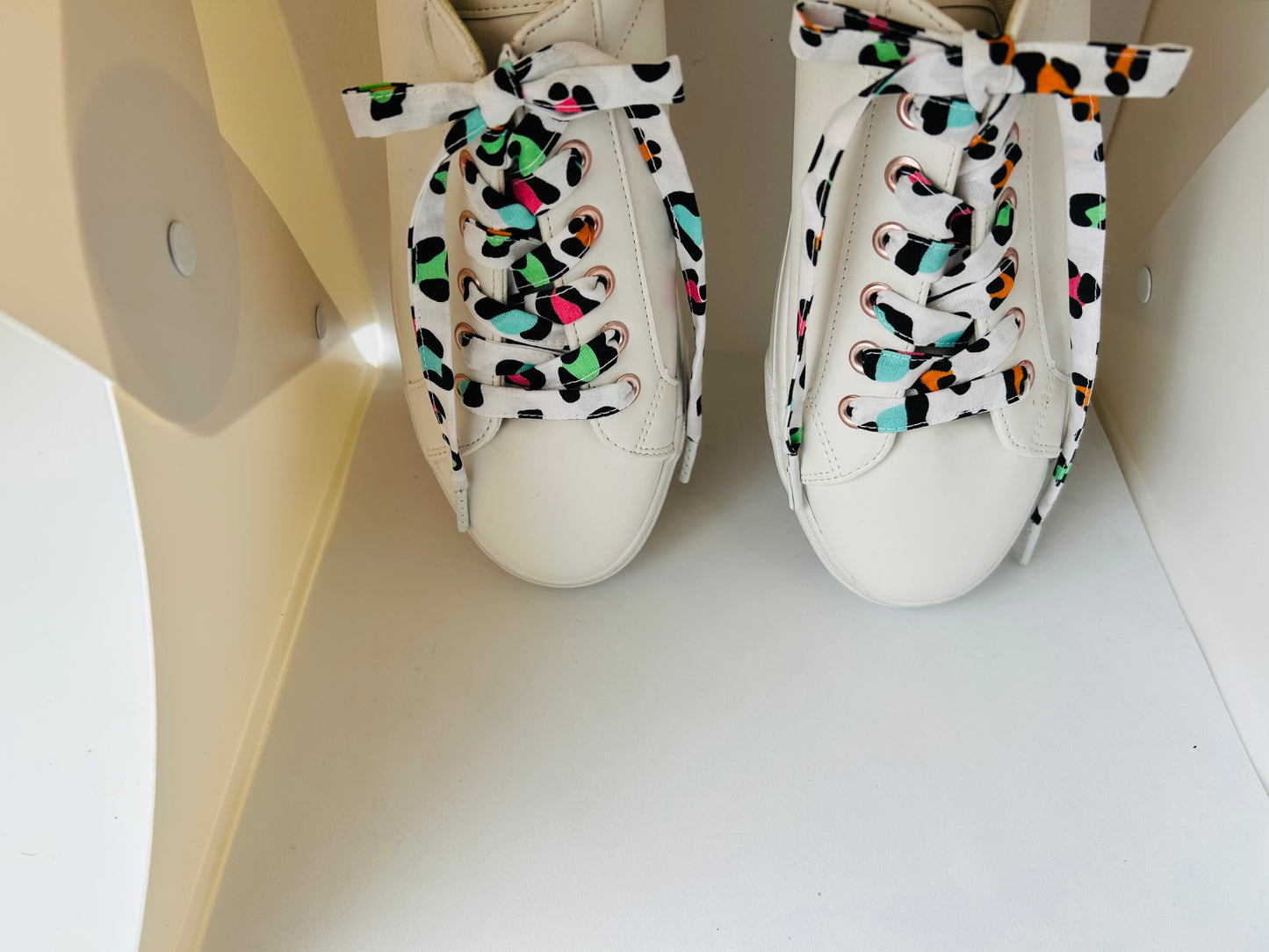 Lacets panthère multicolore fait main