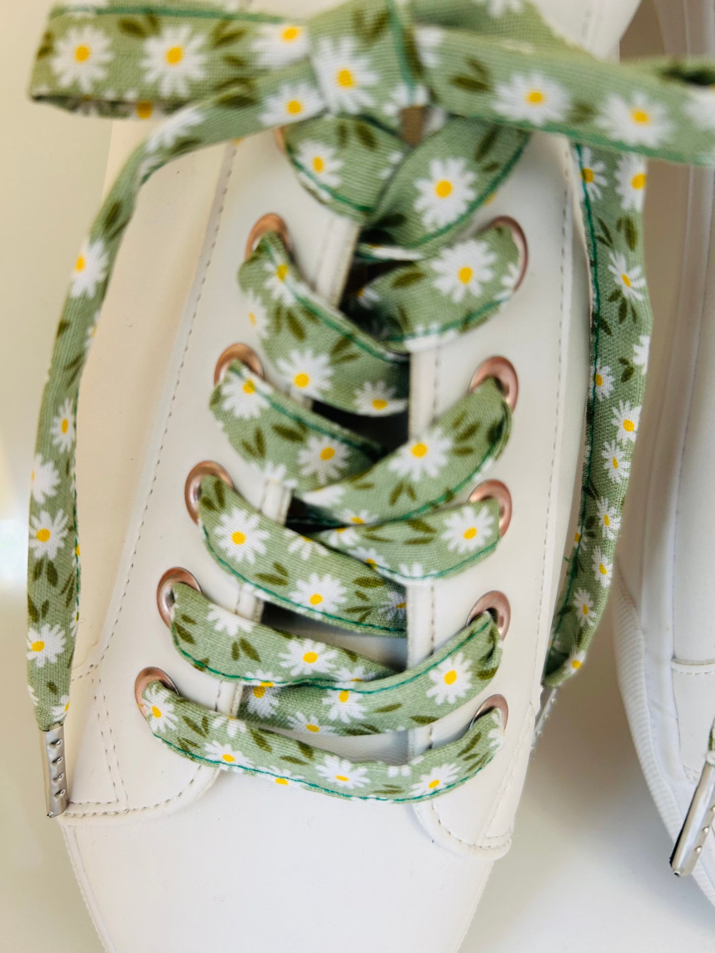 Lacets fleuri