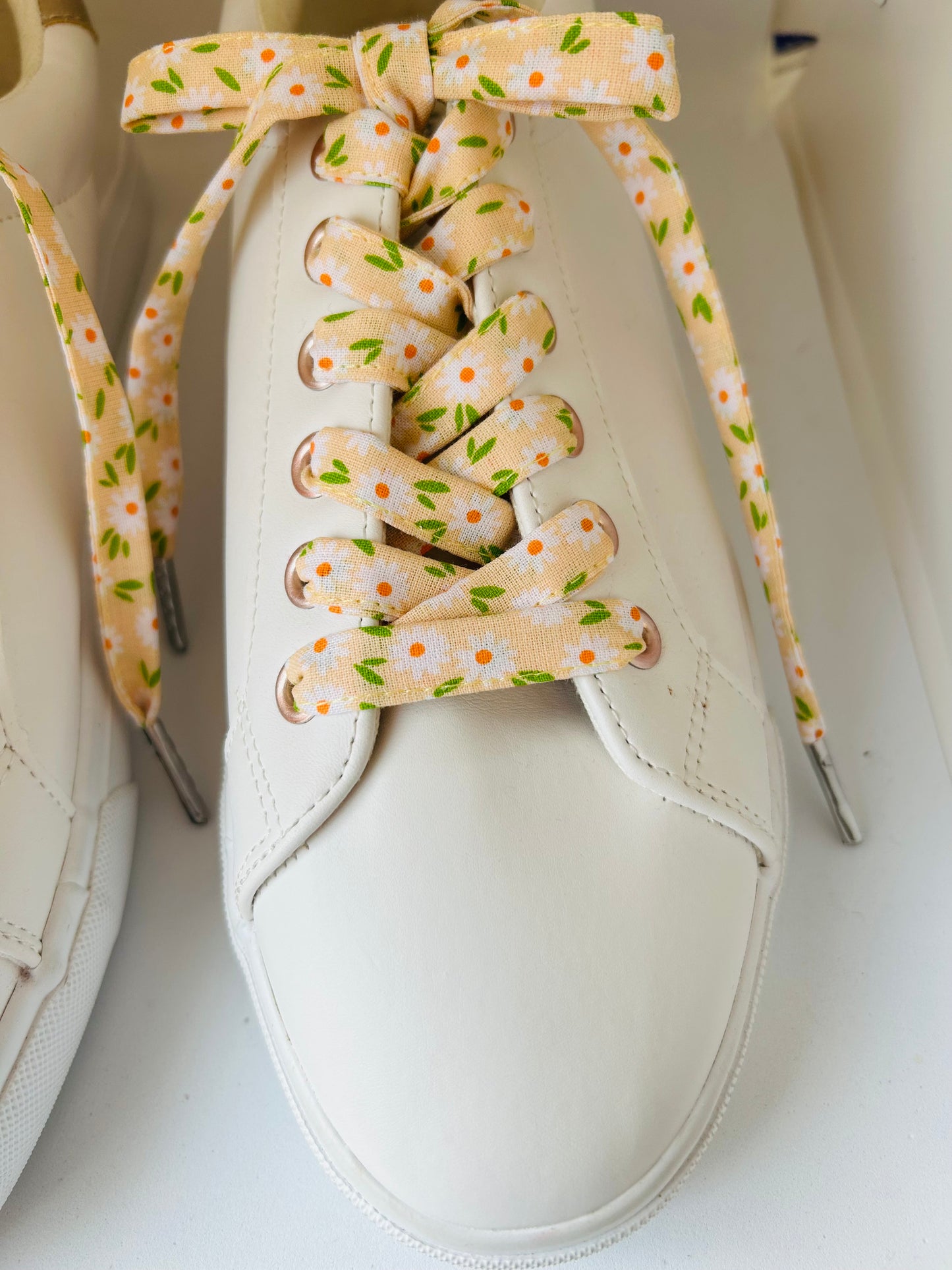 Lacets fleuri