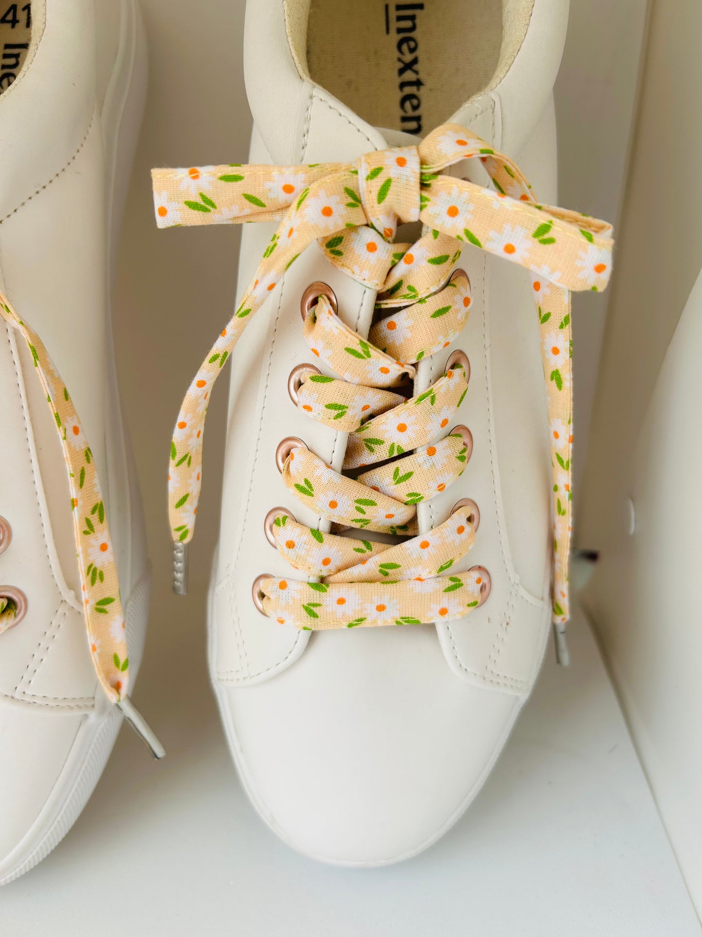 Lacets fleuri