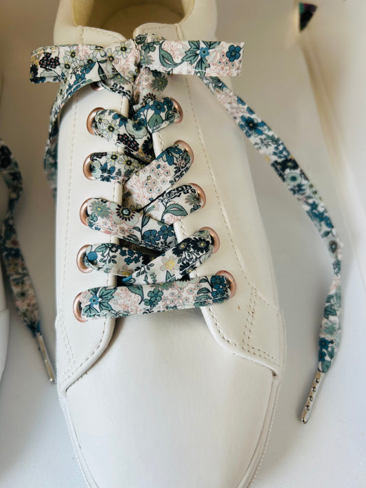 Lacets fleuri