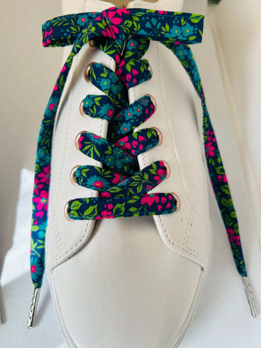 Lacets fleuri fait main