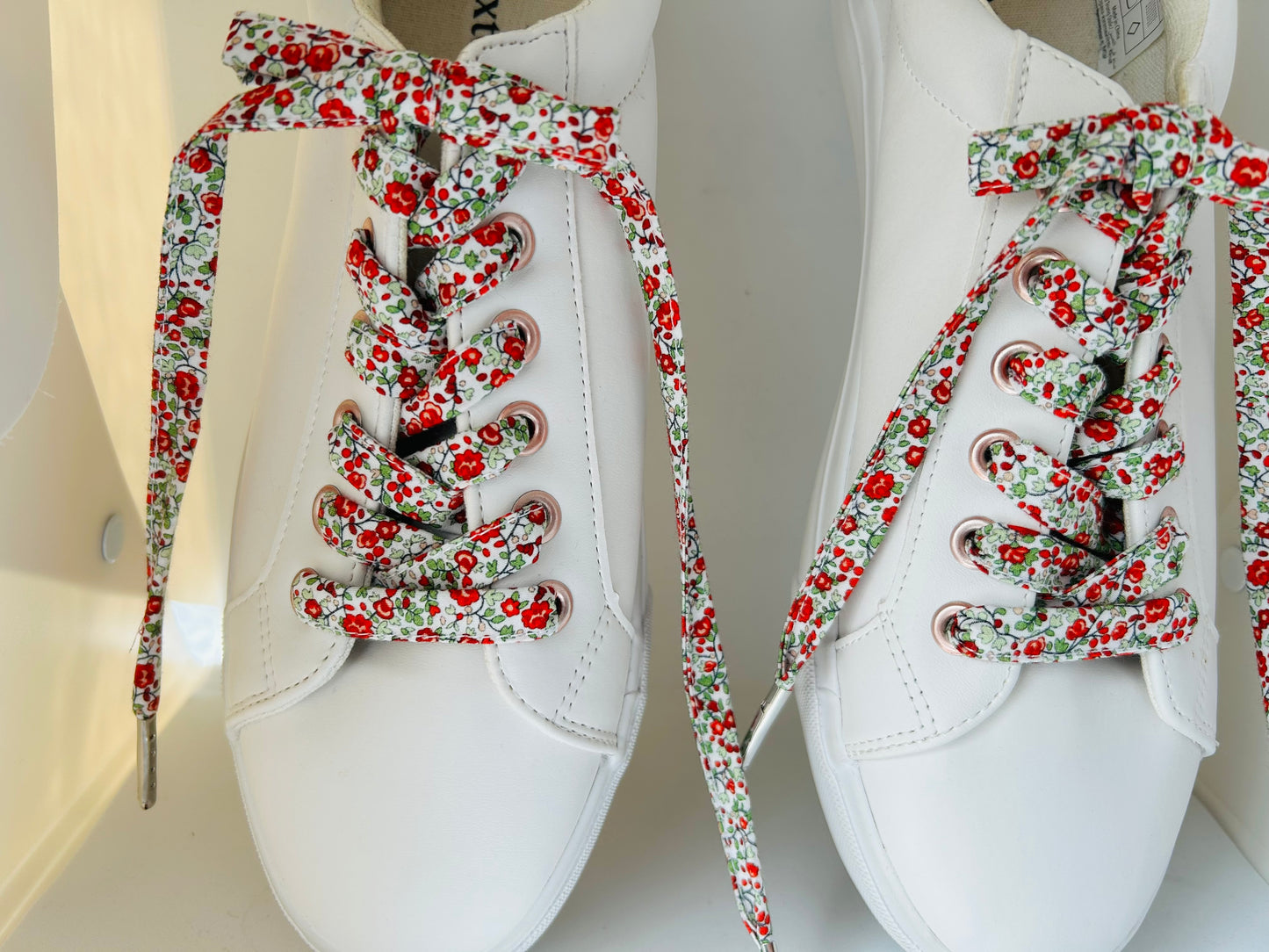 Lacets fleuri fait main