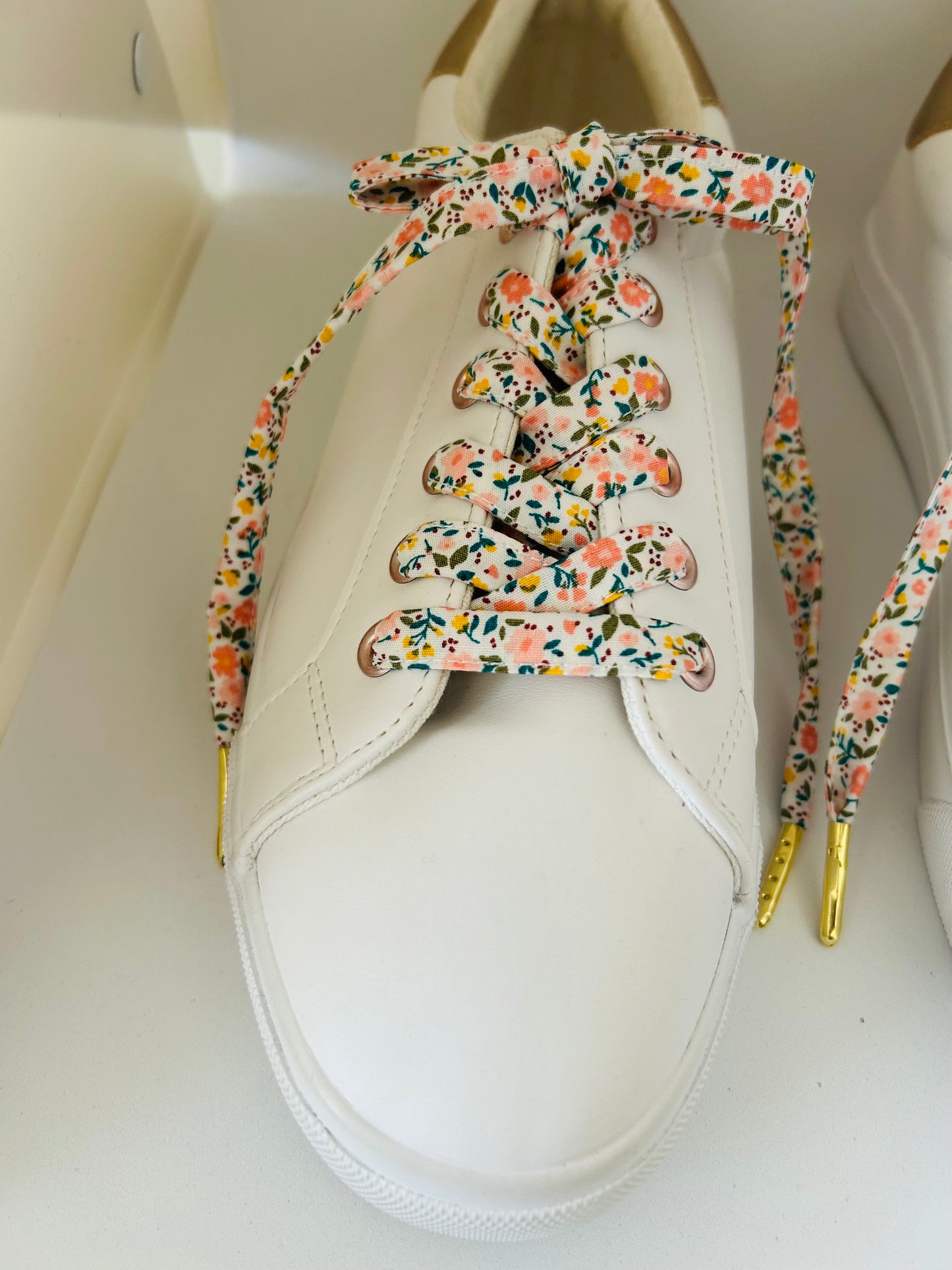 Lacets fleuri fait main