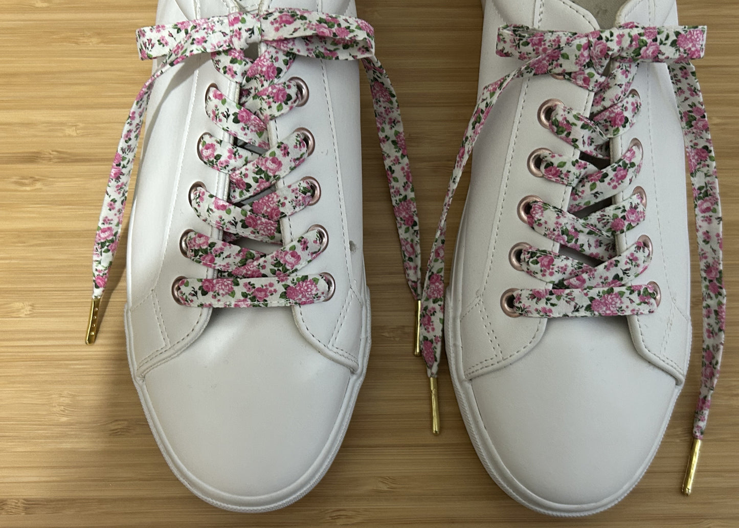 Lacets fleuri fait main , customiser baskets