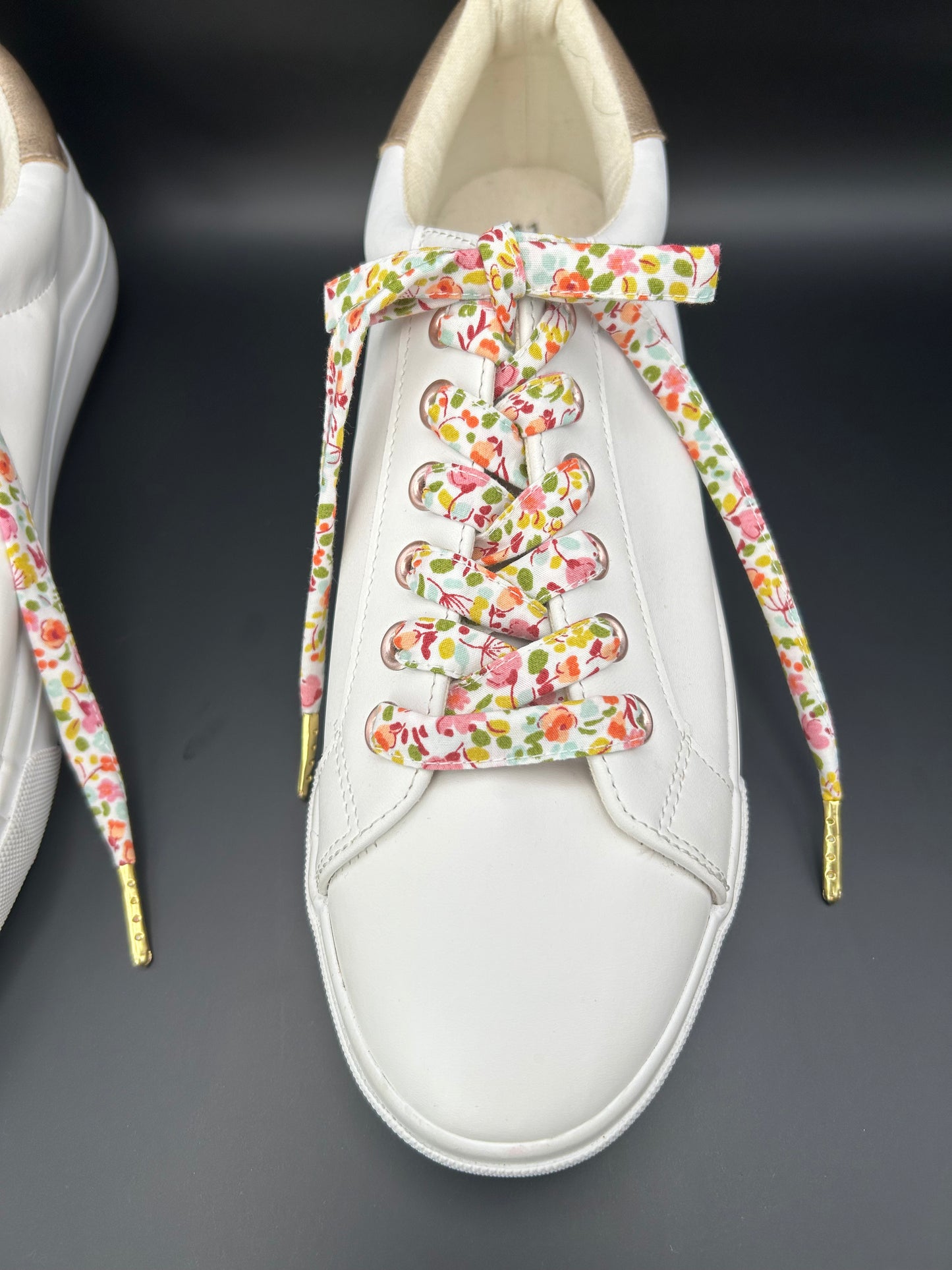 Lacets fleuri fait main