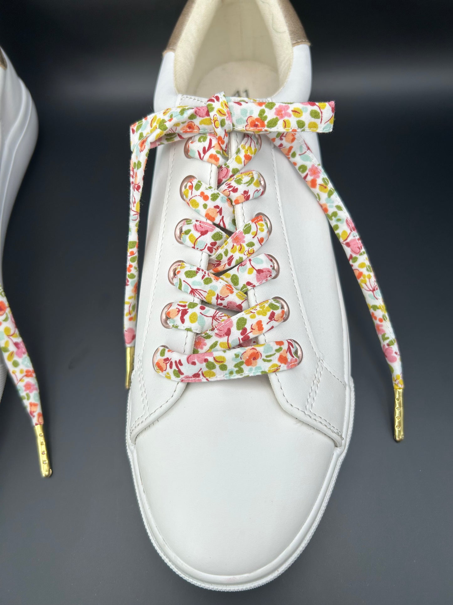 Lacets fleuri fait main