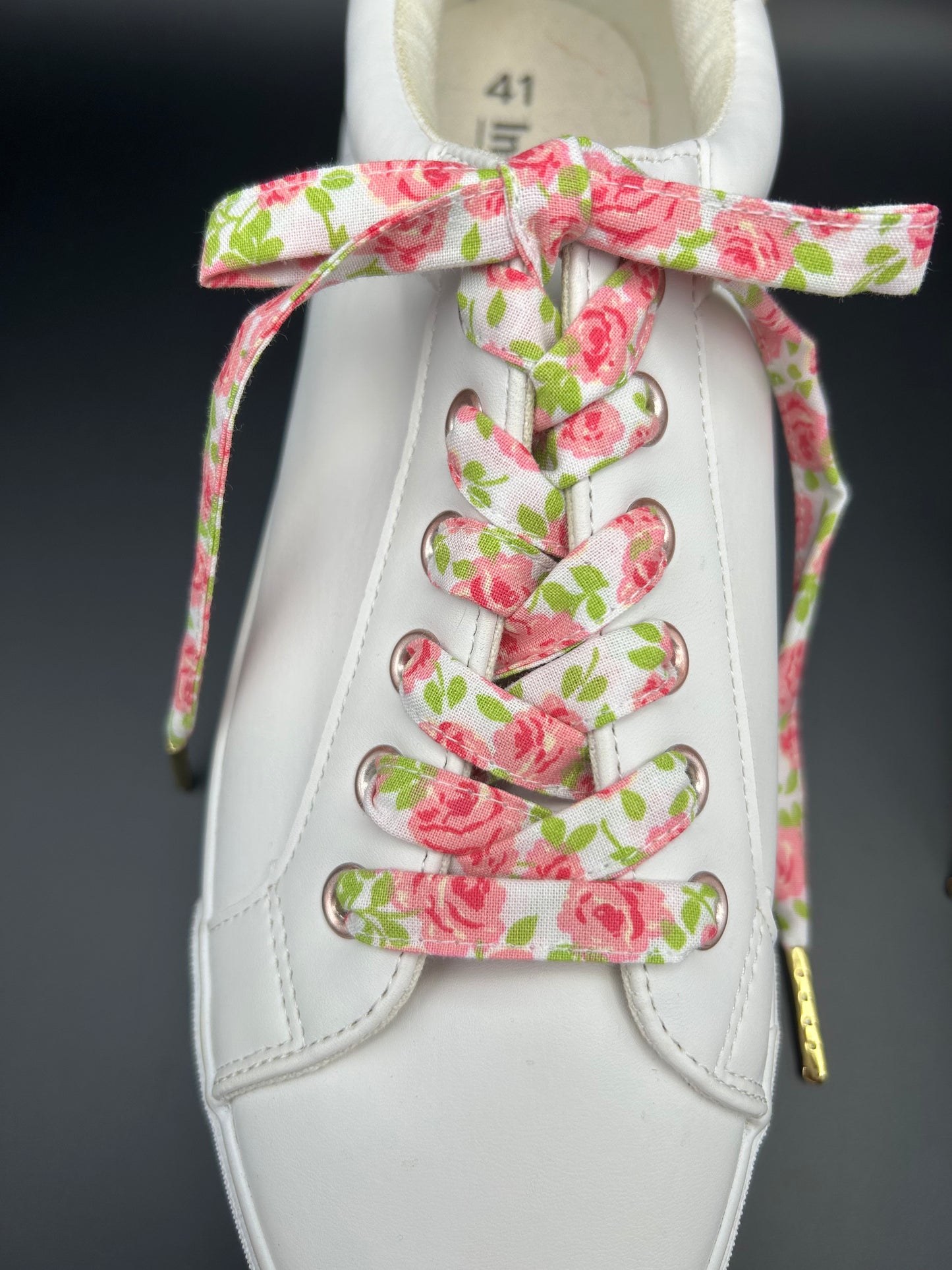 Lacets fleuri fait main , customiser baskets Rouge, Rose, Violet, Turquoise et Jaune